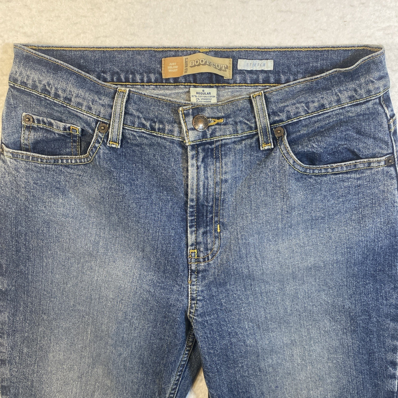 Old Navy Curvy Just Below Waist Boot Cut Jeans Size 8 Denim Pants Stretch
