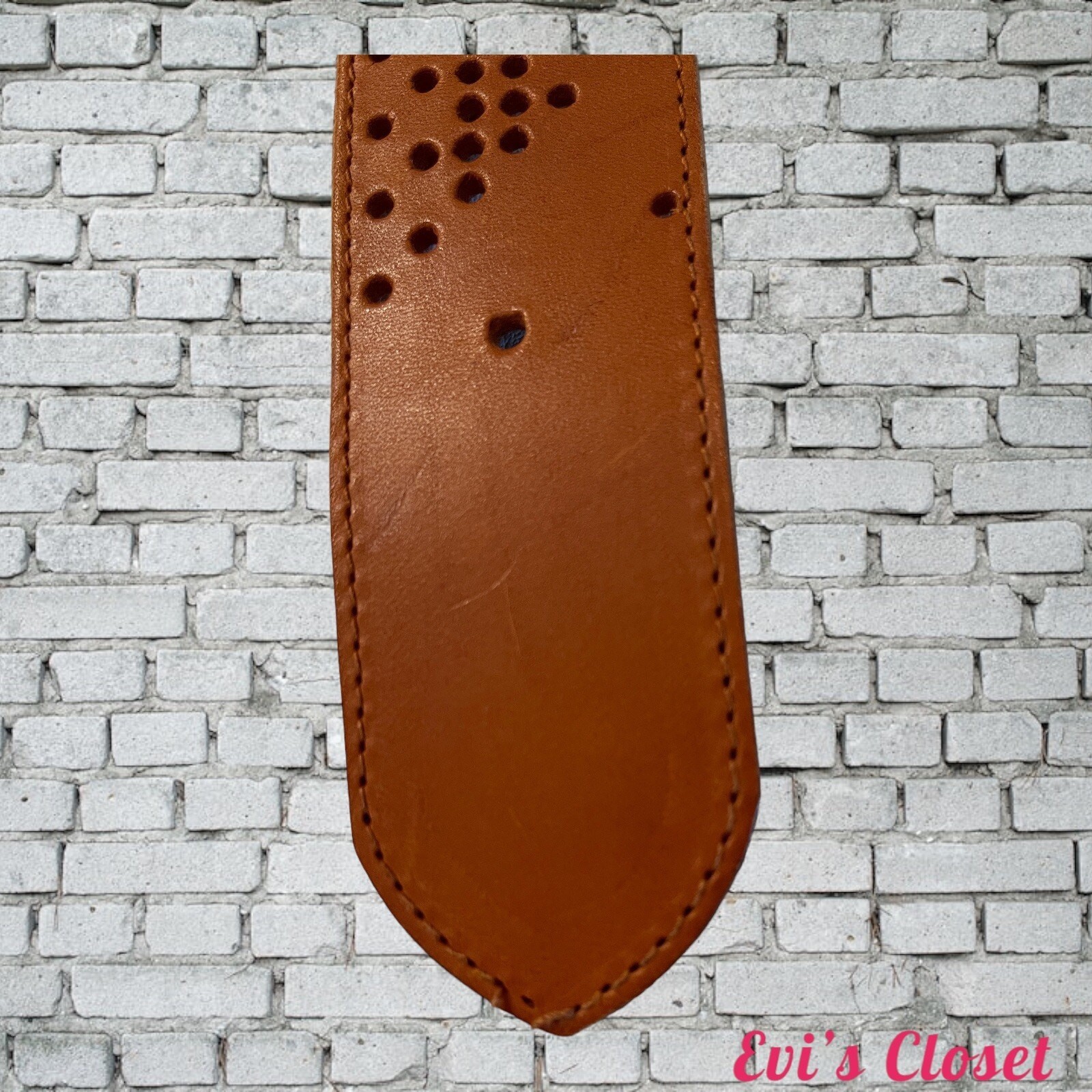 UNIQUE WOMEN’S VINTAGE PERFORATED DESIGN LEATHER BELT SIZE 32″ Check Description
