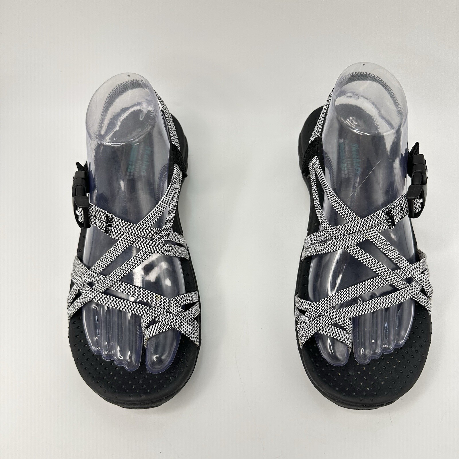 Skechers Reggae Irie Mon Black White Women’s Sandals Size 8