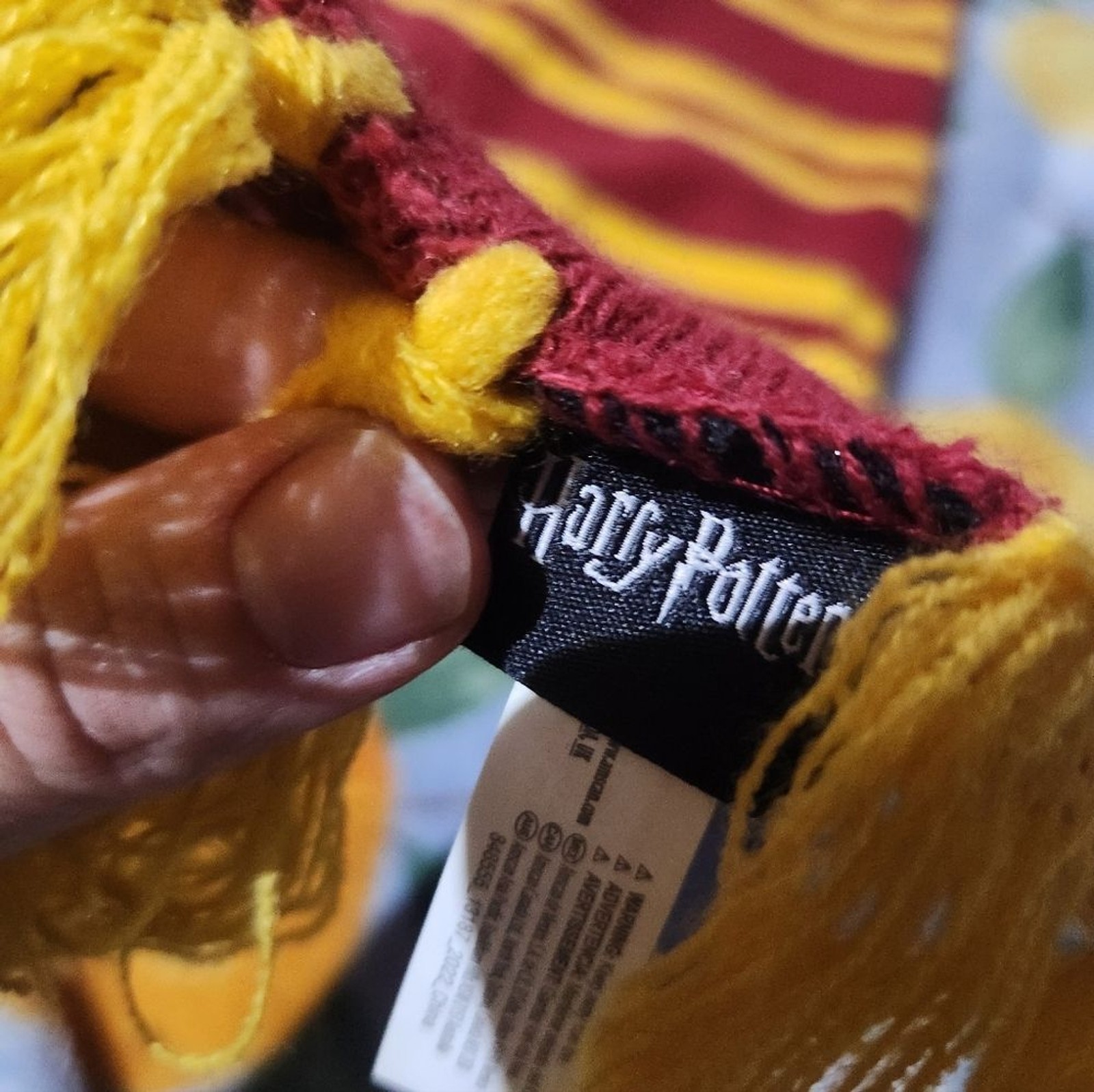 Gryffindor Striped Scarf with Crest