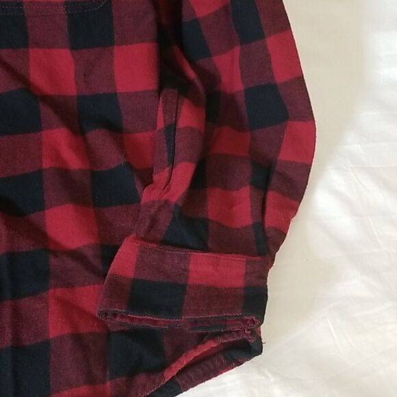 Hobbs Creek Red and Black Buffalo Plaid Shirt Size S