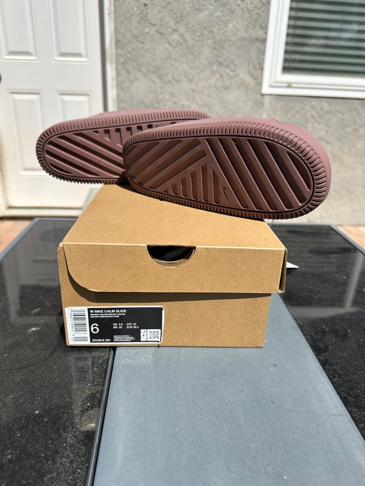 **Brand New** Nike Womens Calm Slide – size 6 – Smokey Mauve