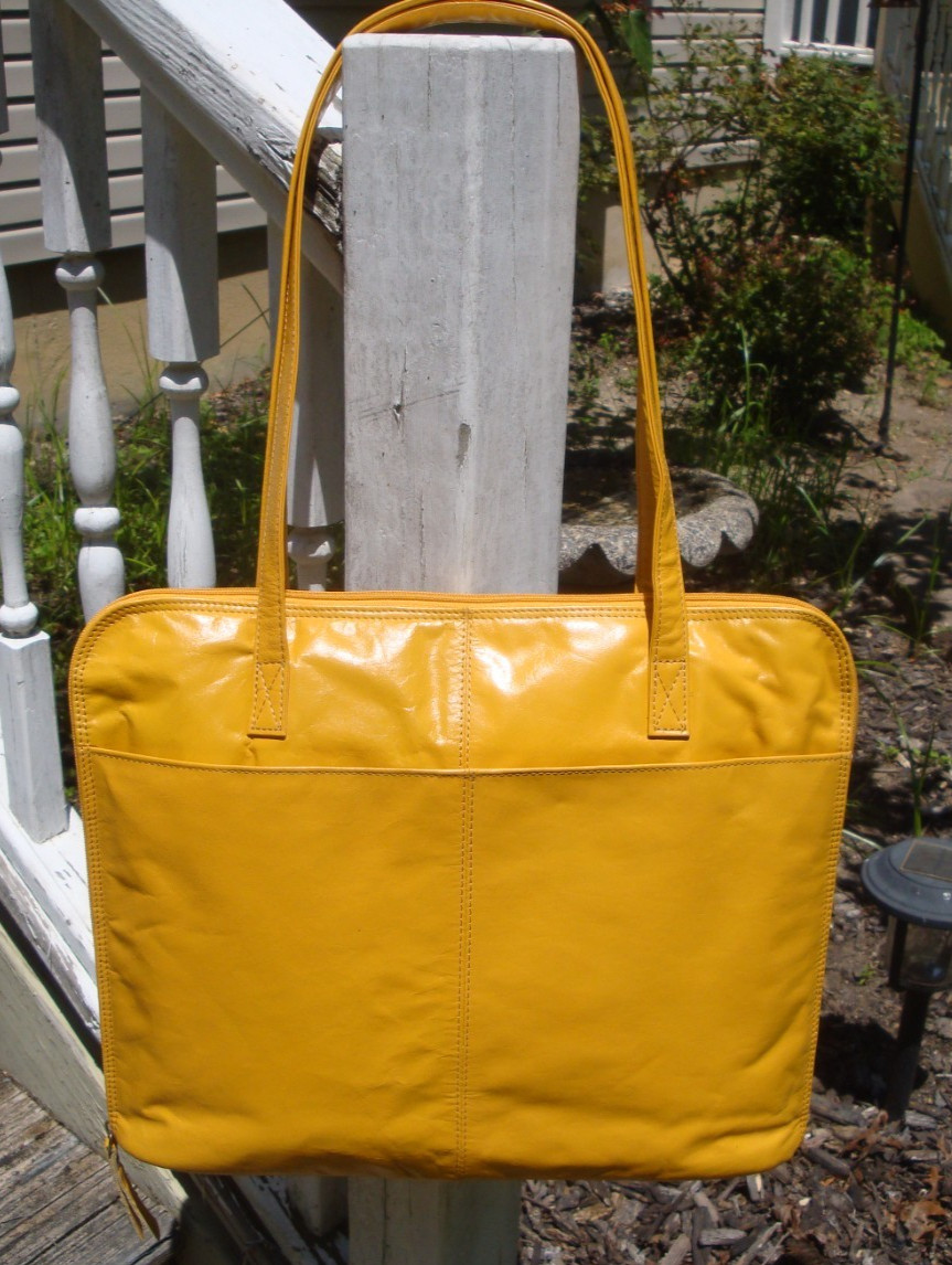LATICO Leather Laptop Business School Tote Shoulderbag Lightweight Golden Yellow