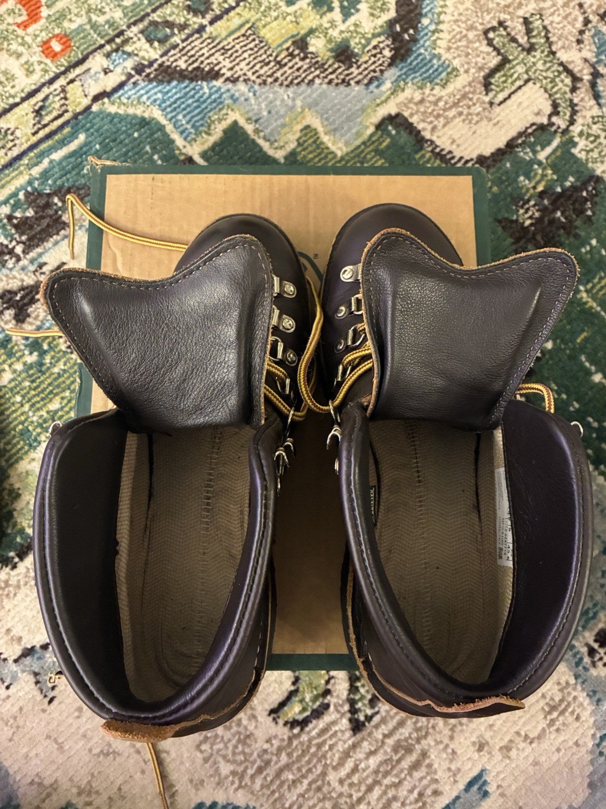 Danner Mountain Light Hiking Boots Mens 9.5 USA Made