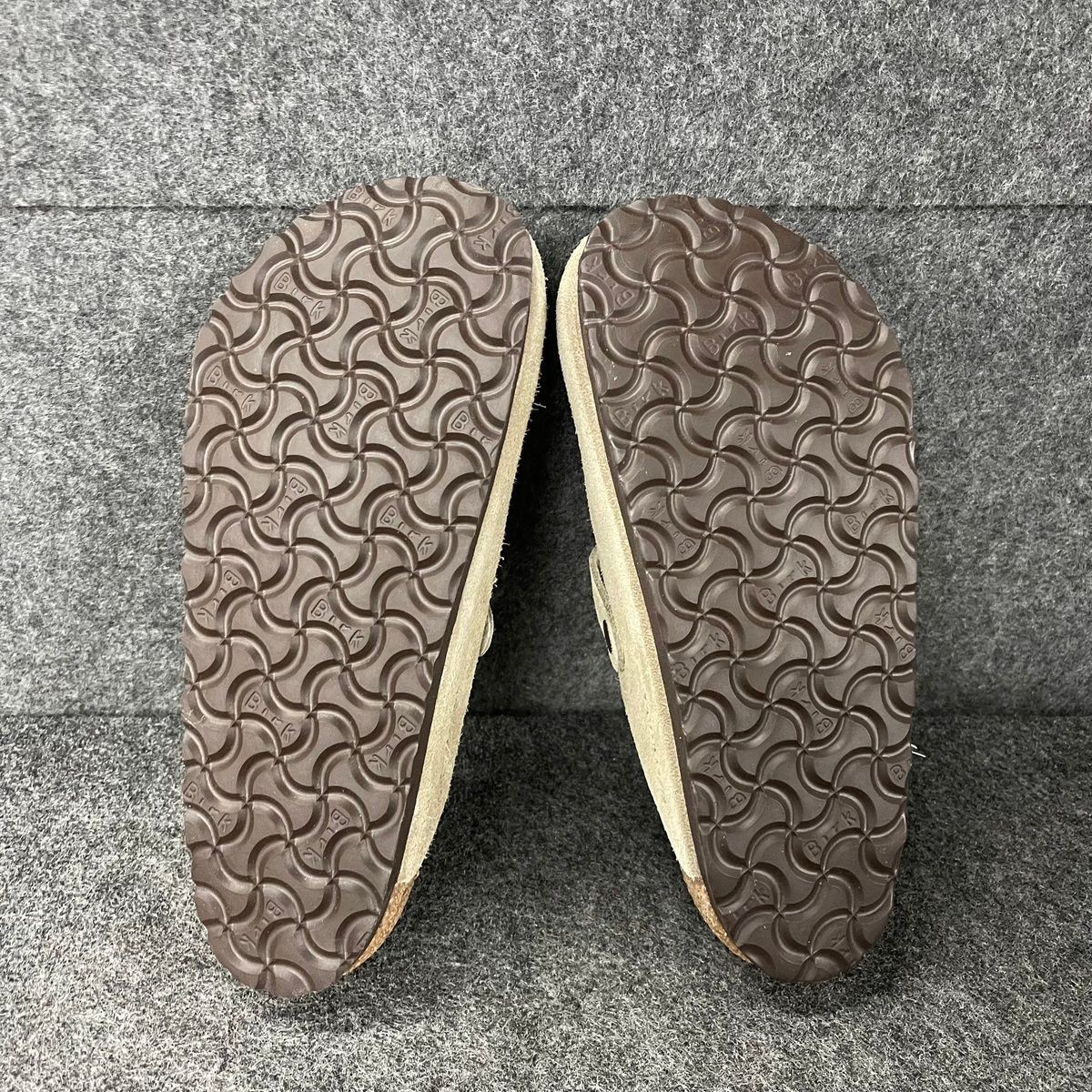 BIRKENSTOCK Boston Soft Footbed Suede Leather Clogs Unisex Size M5/W7