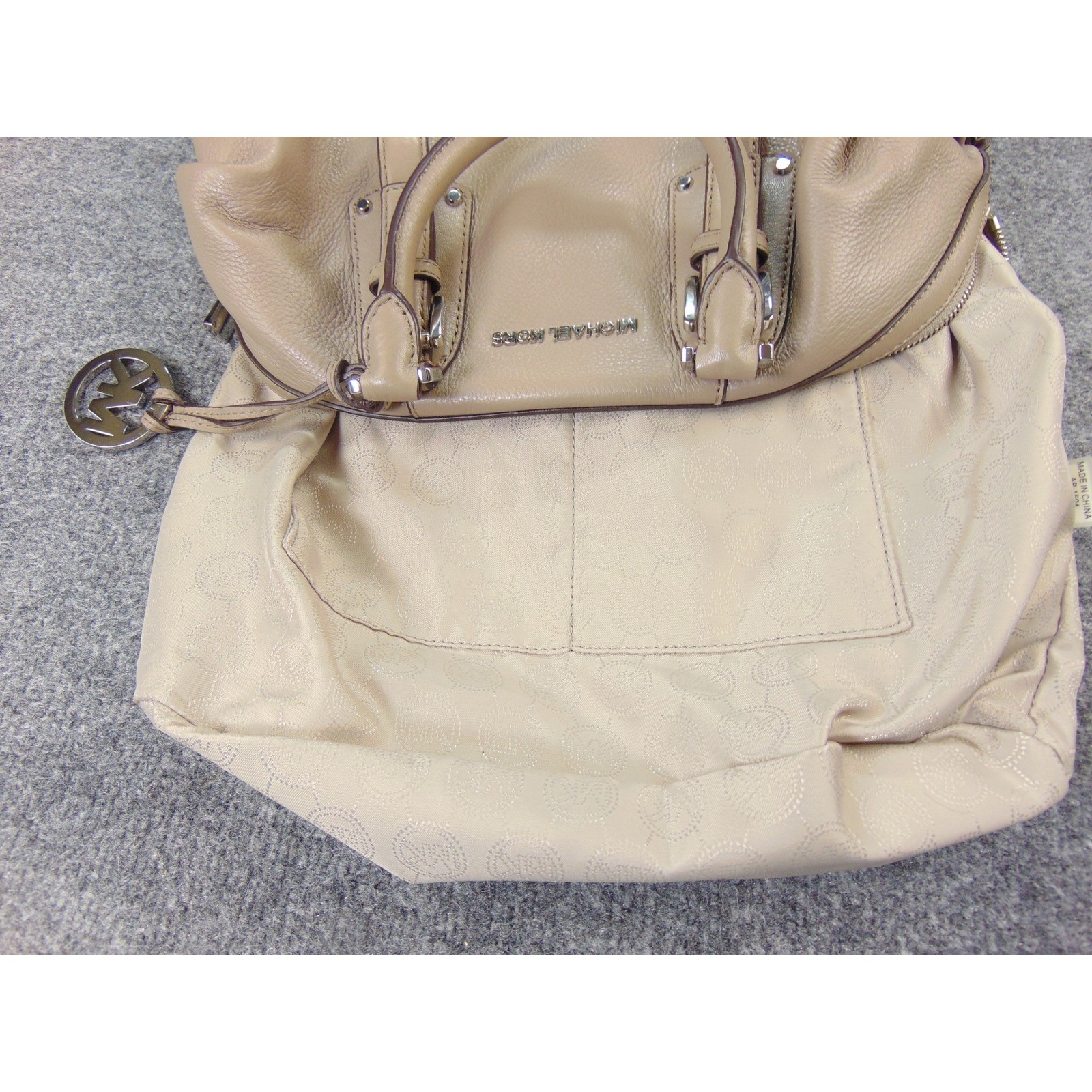 Michael Kors Bedford Satchel Tan Solid Leather Buckle Accent Handbag Purse