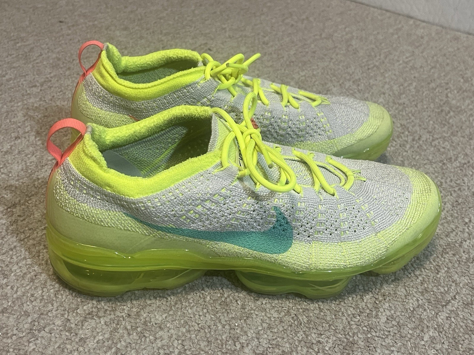 Nike Air Vapormax 2023 Flyknit Vast Grey Volt Yellow FZ4016 001 Men’s 10
