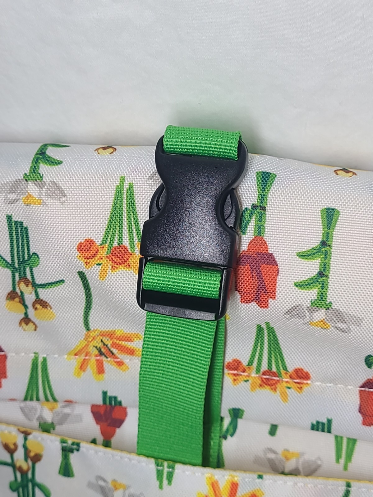 LEGO LEGOLAND Floral Print Crossbody Messenger Bag Zip Buckle Green Strap