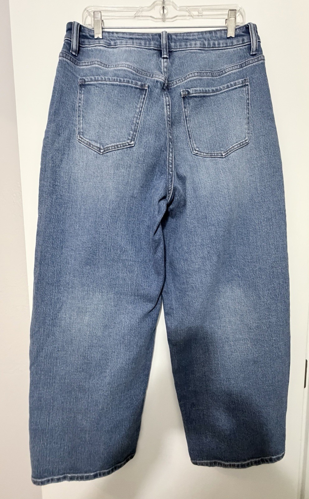 Quince Bella Stretch Barrel Jeans 28 inches long 31 inch waist Atlantic Blue