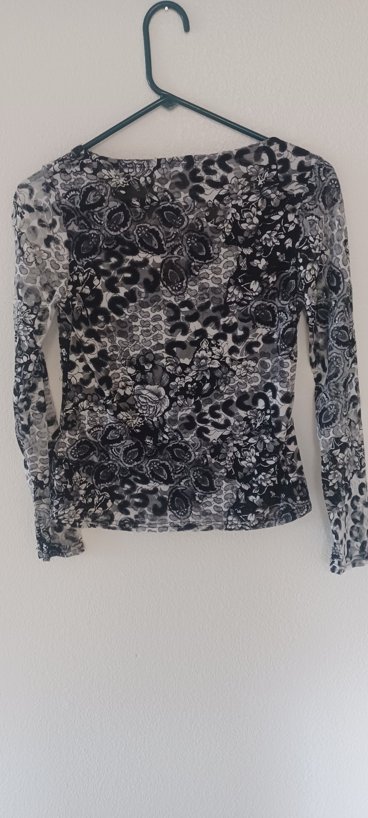 KELLY USA Medium Top Sheer lined