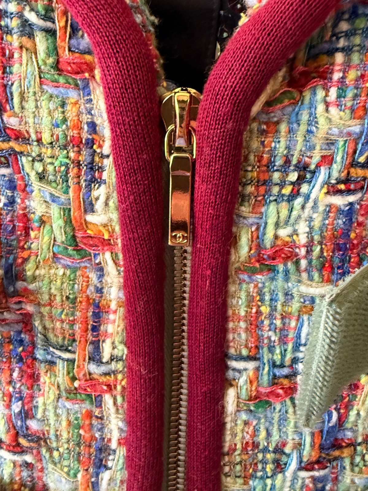 11K Authentic Chanel 2017 Spring “Data Center” Runway Fantasy Tweed Skirt Suit