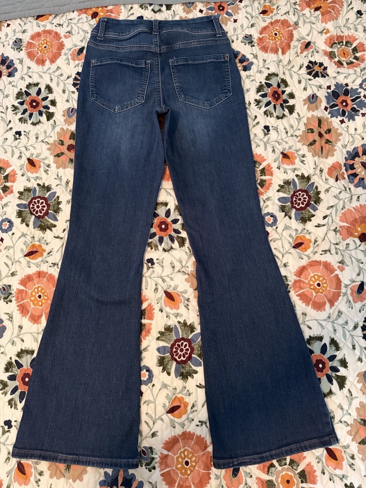 maurices Women’s Flared Jeans Blue Medium Wash High Rise Stretch 5-Pocket 2P