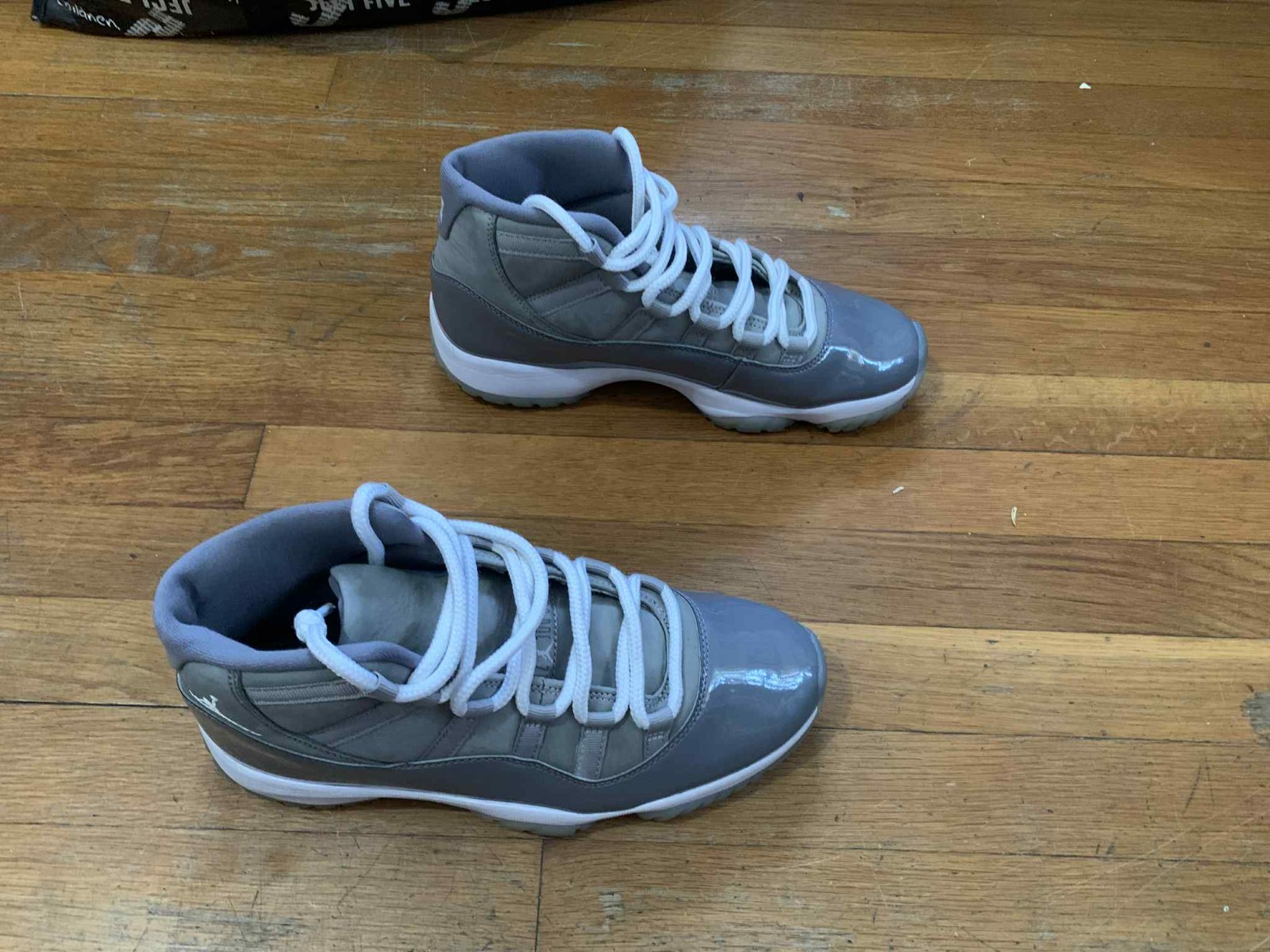 Size 9 – Jordan 11 ‘Cool Grey’ [CT8012-005] (case)
