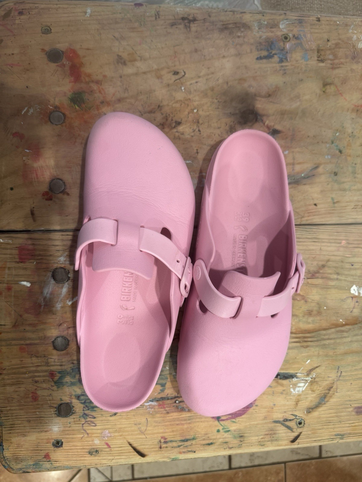 These are Birkenstock Boston EVA clogs in Fondant Pink