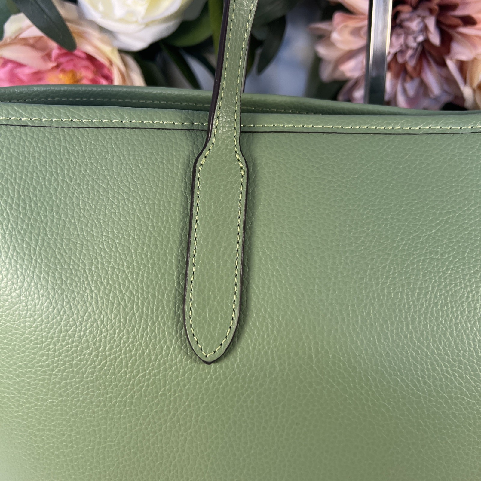 NWT🍃COACH Pebble Leather CITY Tote/Shopper/Shoulder Bag ~ Light Green🍃