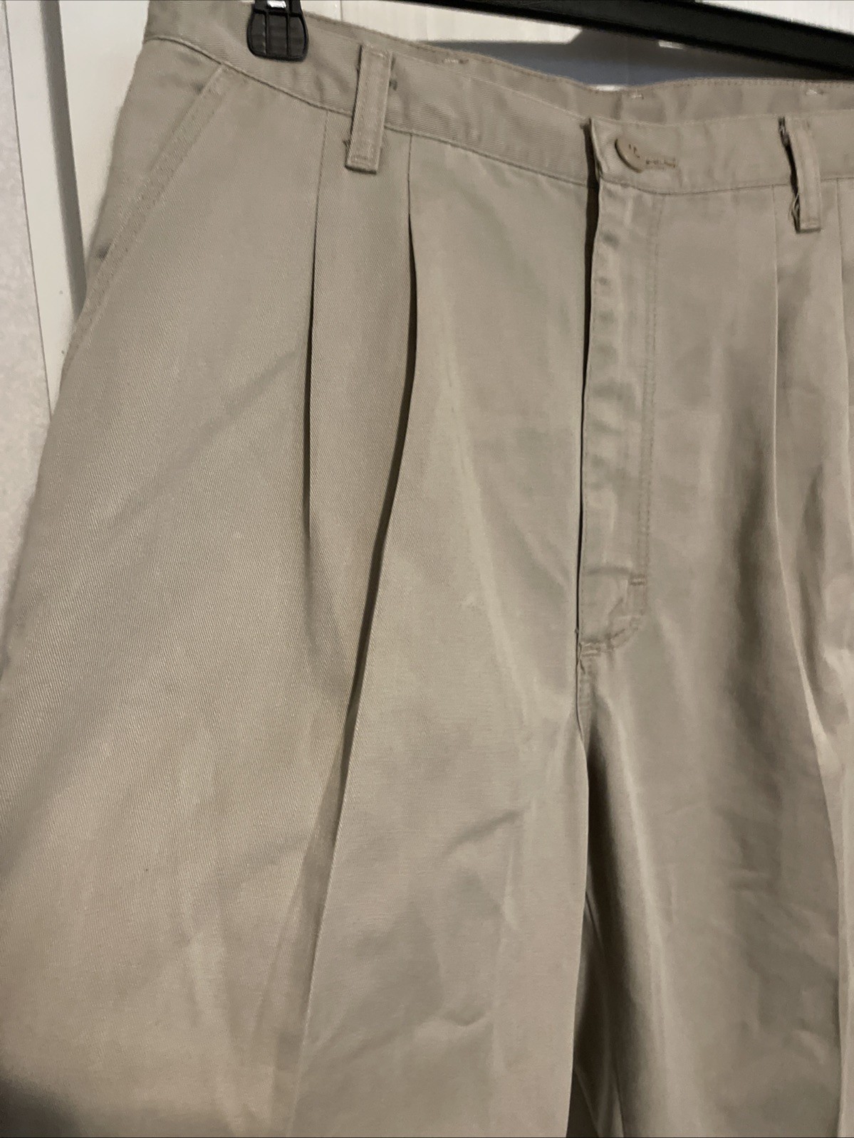 Vintage ACTUAL 90s Wrangler Khaki Pants Mens Size 34×36 Pleated Chinos Twill USA