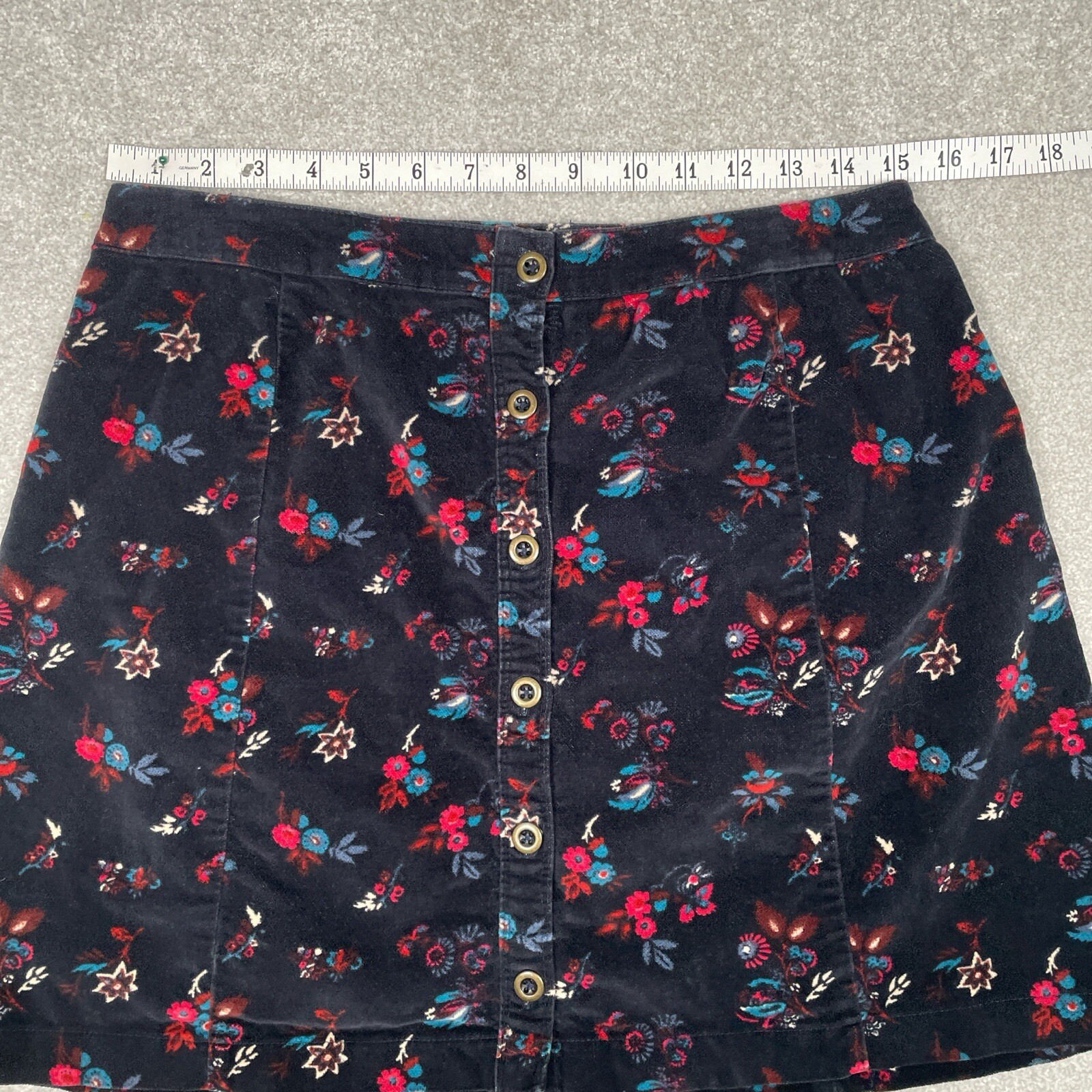 Hollister Mini Skirt Navy Blue Multicolor Floral Velour Button Up women’s uk8-10