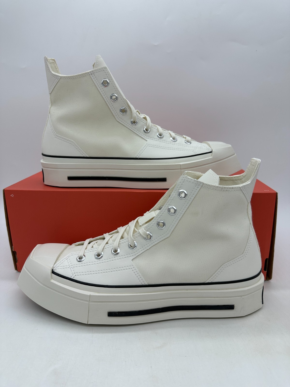 Converse Chuck 70 De Luxe Squared Men’s Size 10 White Athletic Shoes A06436C