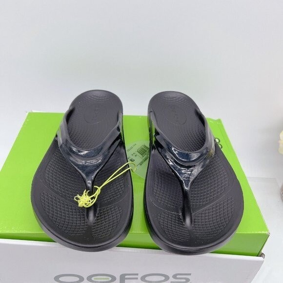 OOFOS OOlala Flip Flop Waterproof Thong Black Womens Size US 6/ EU 37