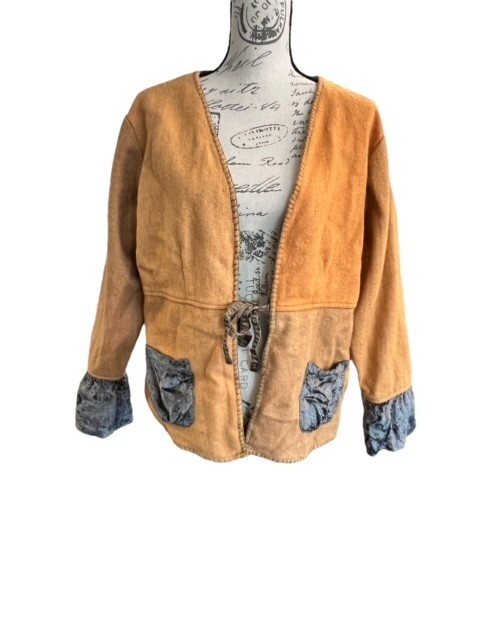 April Cornell Vintage Wool Boho Jacket Velvet Ruffles Sleeves Size Medium Tan