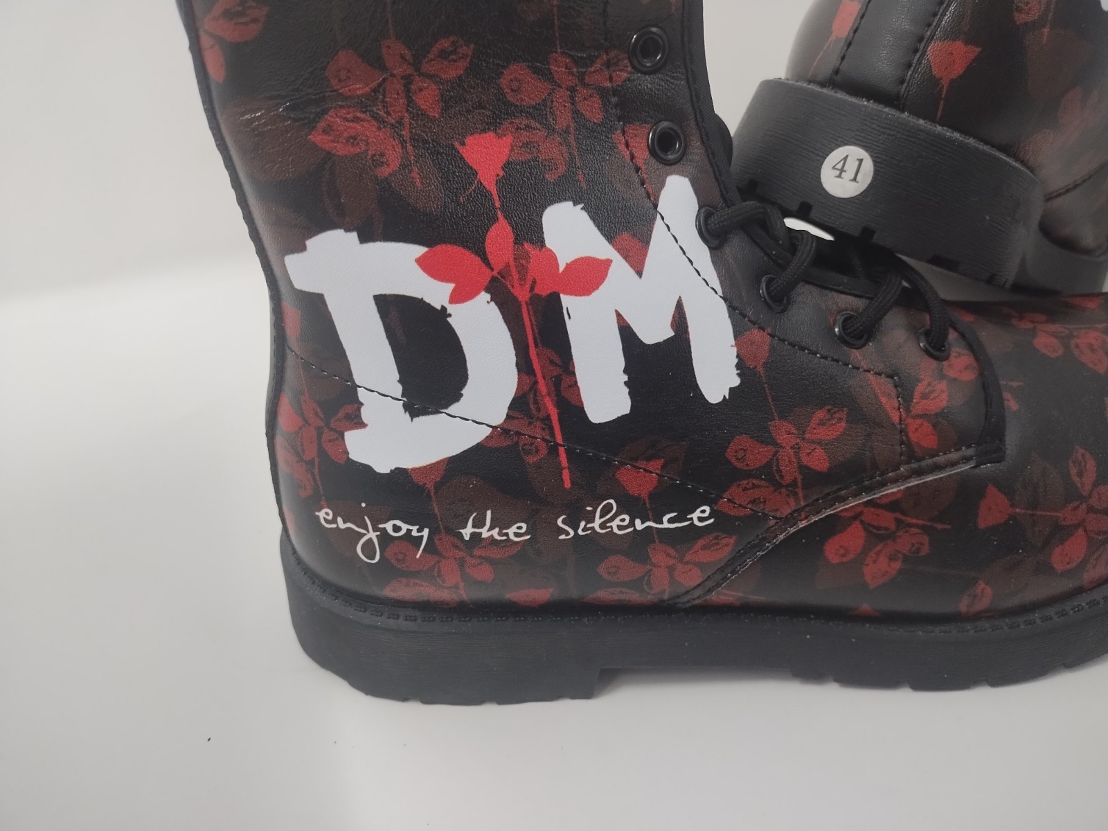 Depeche Mode Boots. Enjoy the Silence. DM Violator. Men’s 7.5 Women’s 10 Euro 41
