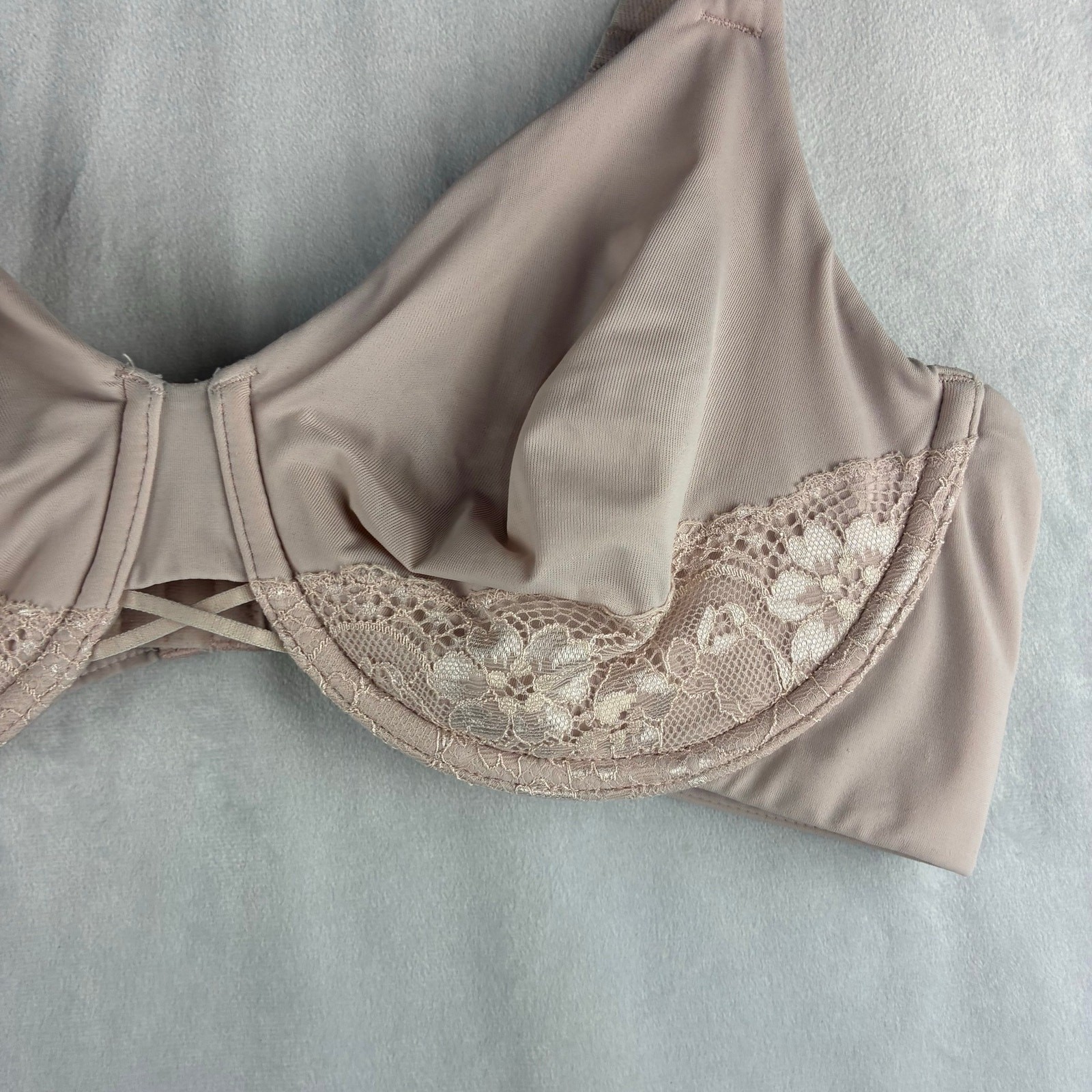 Vanity Fair Radiant Collection Bra 76571 40C Nude Full Coverage Back Smoothing