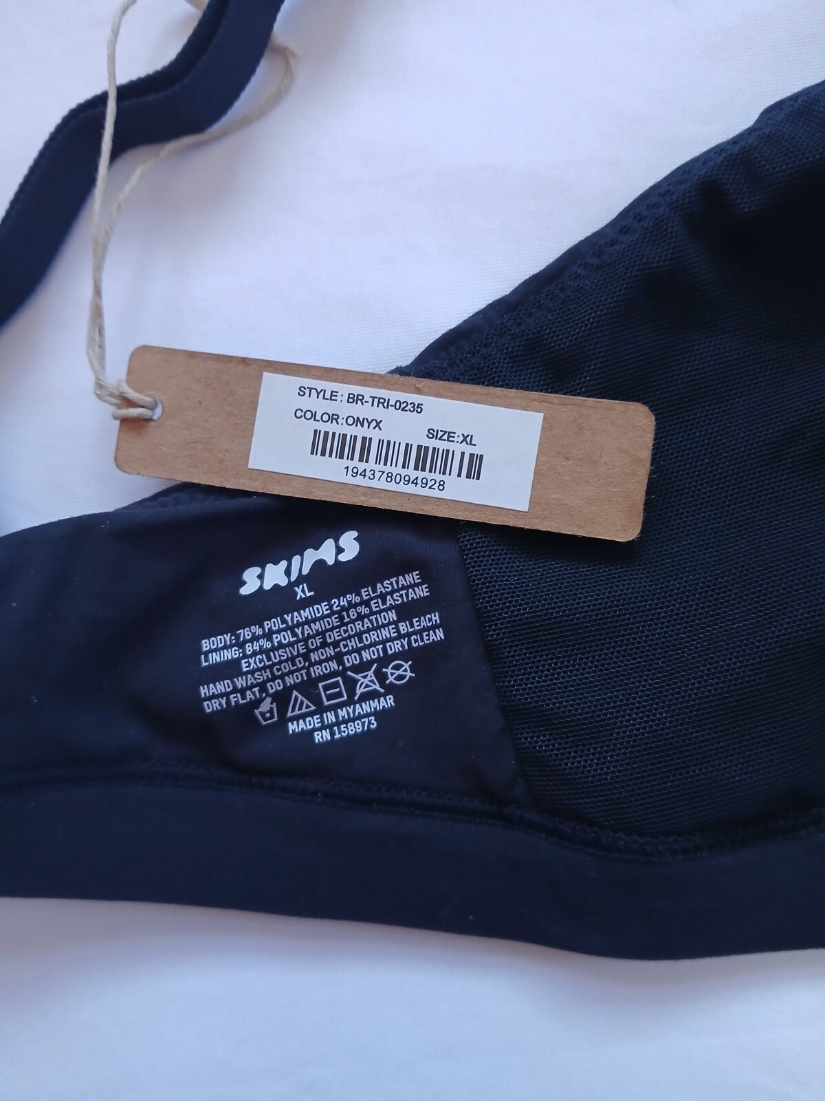 Skims Women’s Beautiful Bikini Top Bra Color Onyx Style BR-TRI-2035 Size XL G83