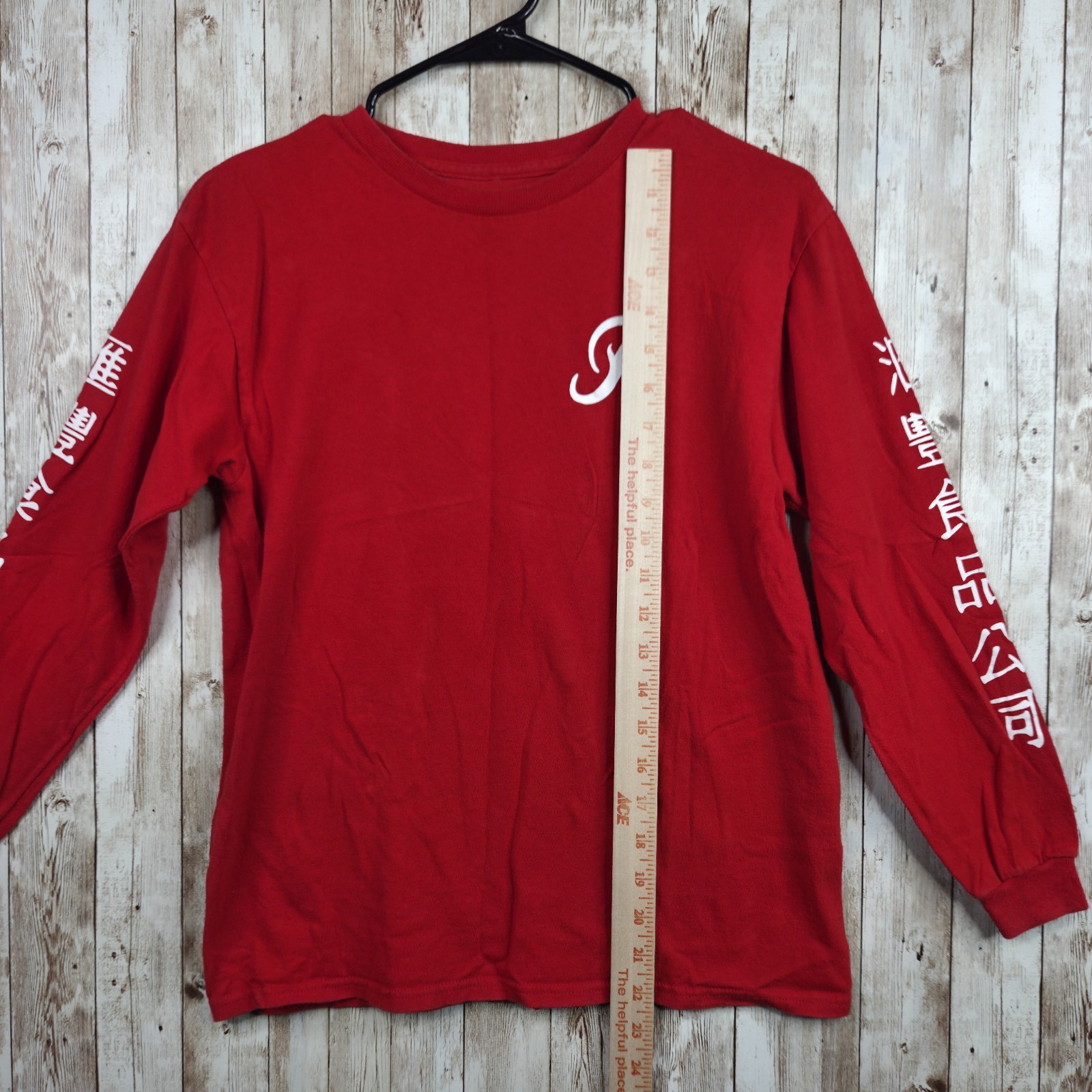 PRIMITIVE SKATEBOARD x HUY FONG SRIRACHA SAUCE Red Shirt Kids Size Large Unisex