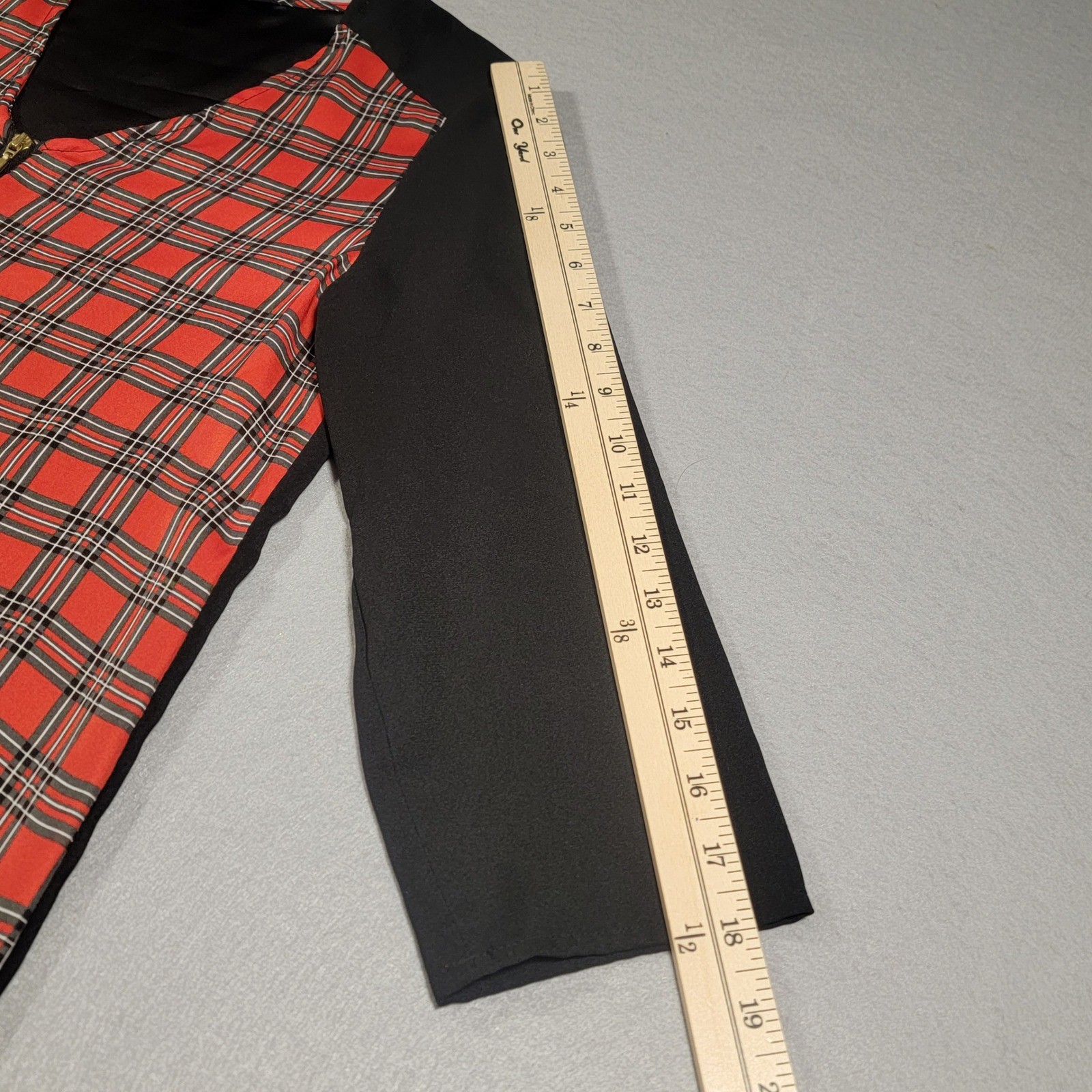 Express Plaid Zip Front Blouse Red Black 3/4 Sleeve High-Low Hem Women’s Small