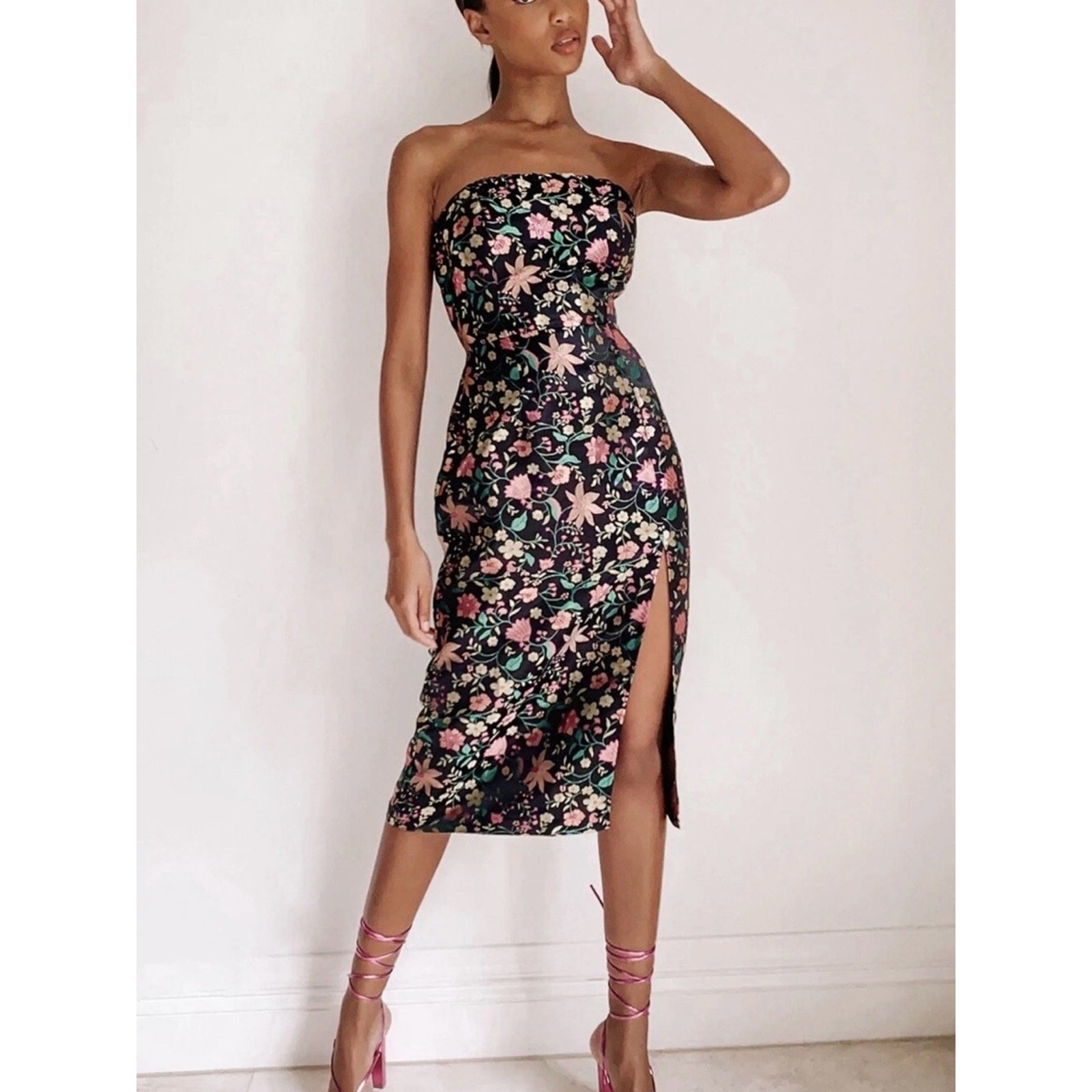 Lulu’s Make a Move Floral Jacquard Midi Strapless Dress M NWT