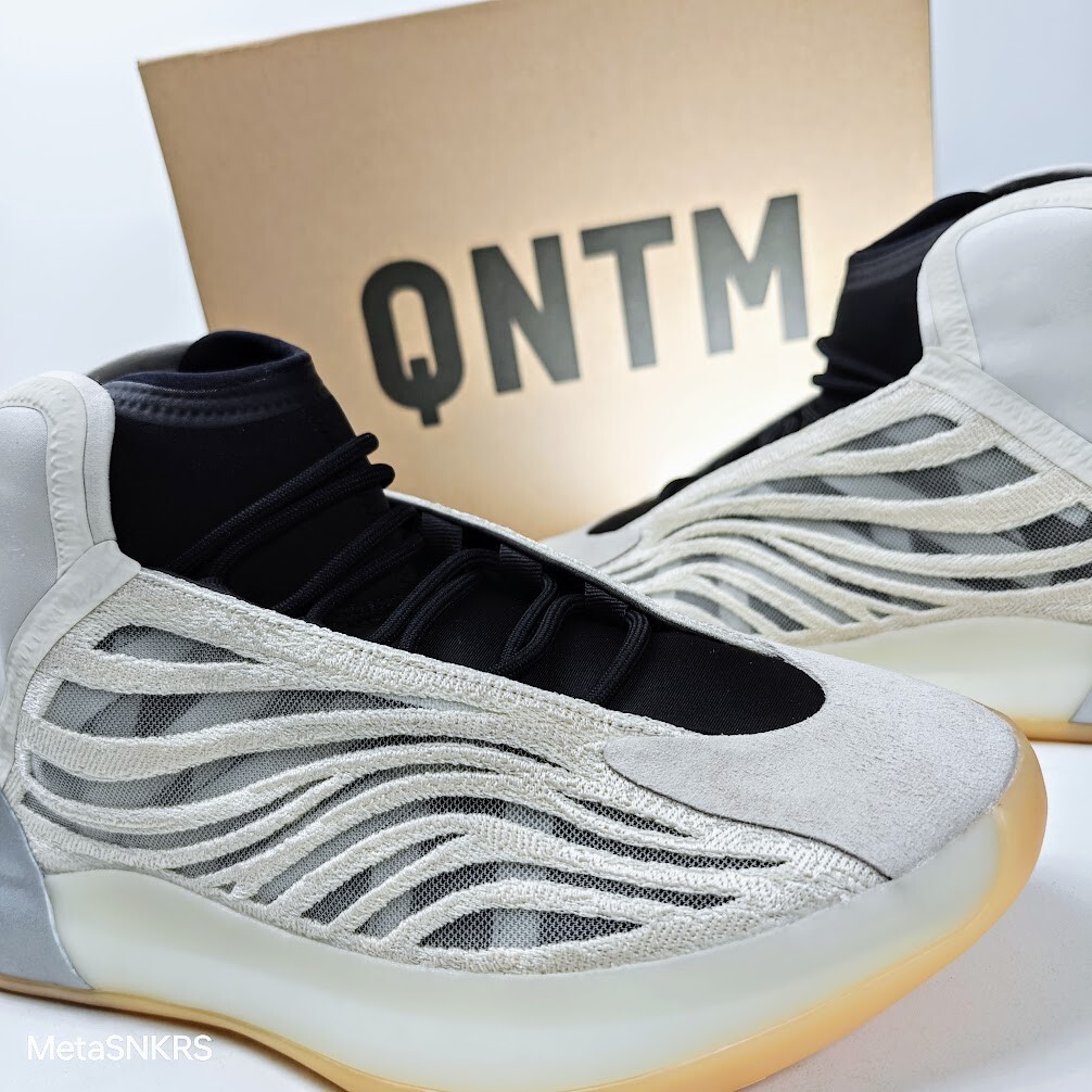 Adidas US 13.5 Men’s Mist Slate Beige Black Lifestyle Yeezy QNTM HQ2085 NIB