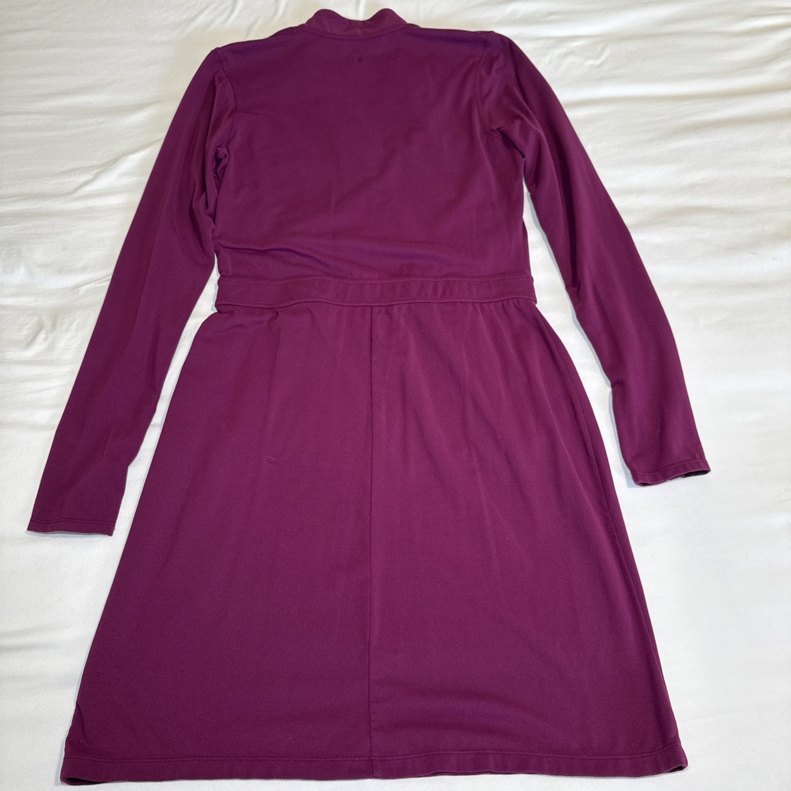 ATHLETA Suedy Lady Dress Womens MT Tall Burgundy Pockets Thumbholes Surplice EUC