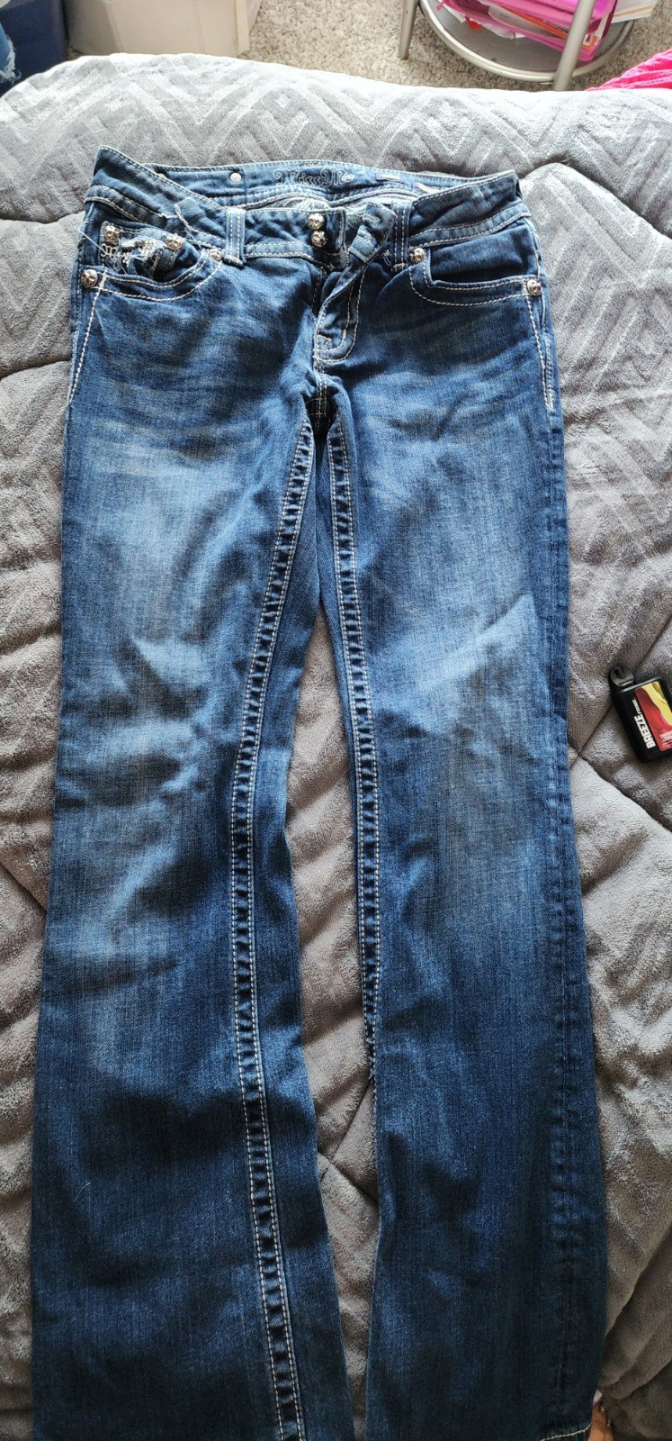 Miss Me Women’s Bootcut Jeans Blue Medium Wash Denim Embellished 5-Pocket 27