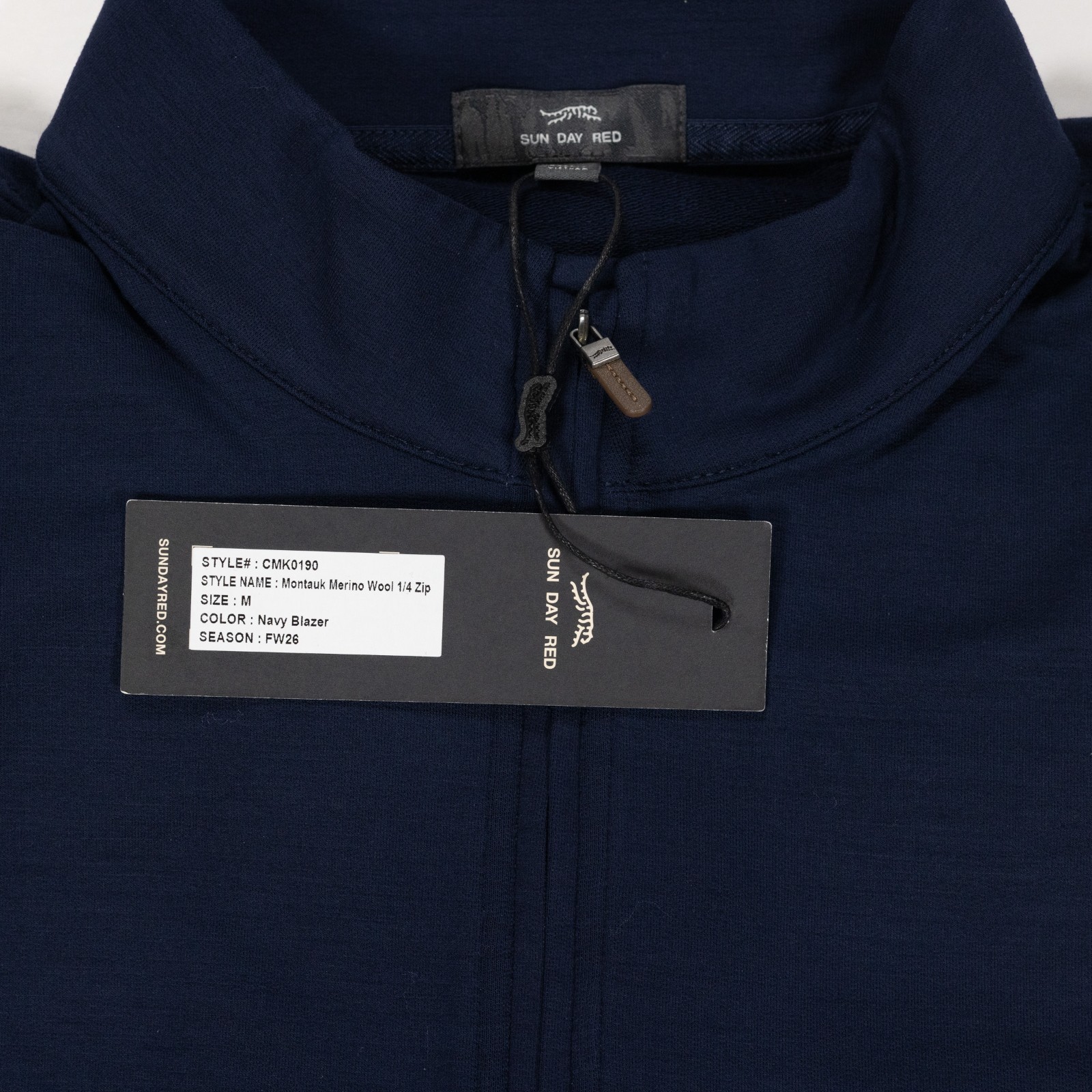 Sun Day Red Tiger Woods Merino Wool 1/4 Zip Pullover Navy Blazer Medium NWT