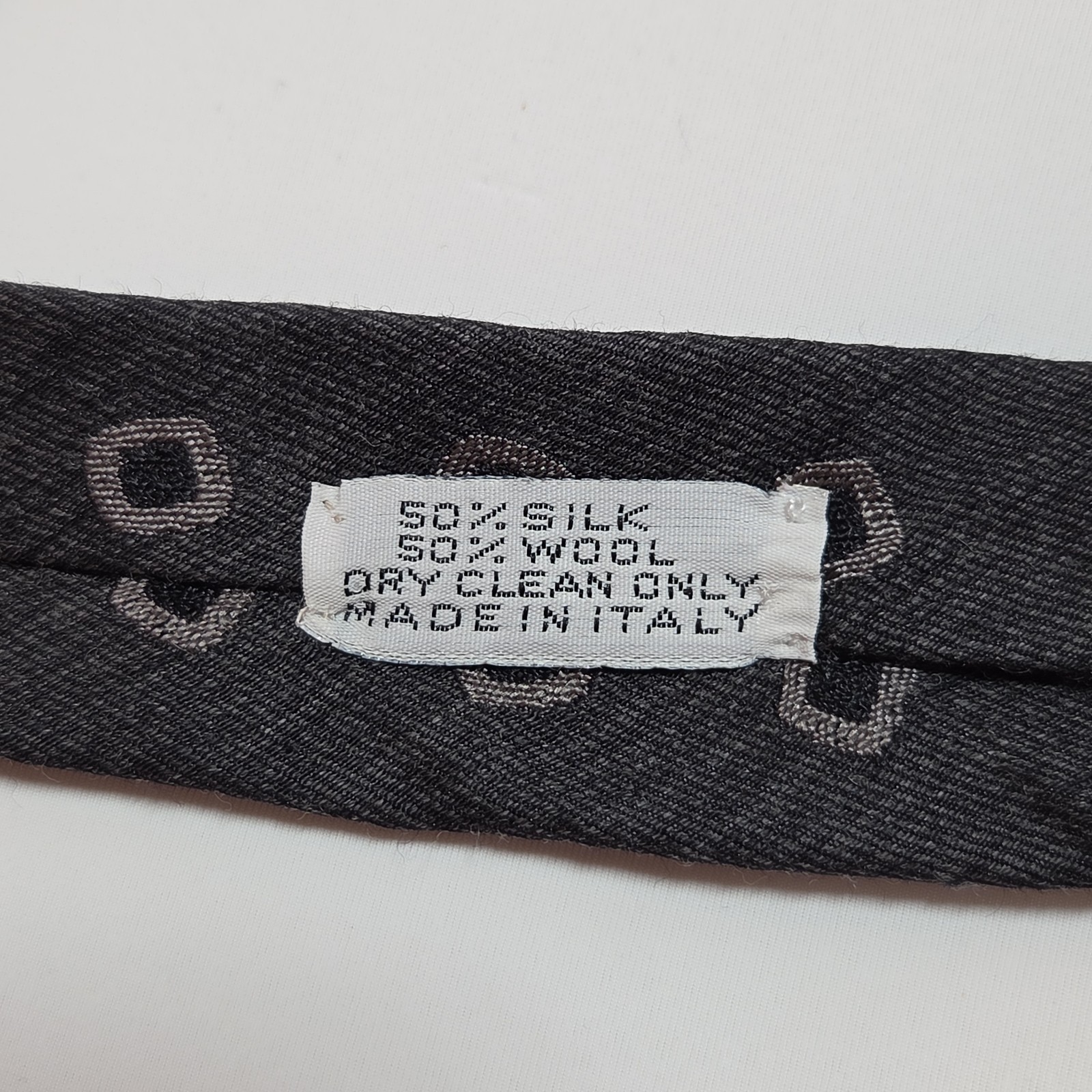 Giorgio Armani VTG Mens Wool-Silk Blend Charcoal Gray/Black Geometric Tie 3.5×56