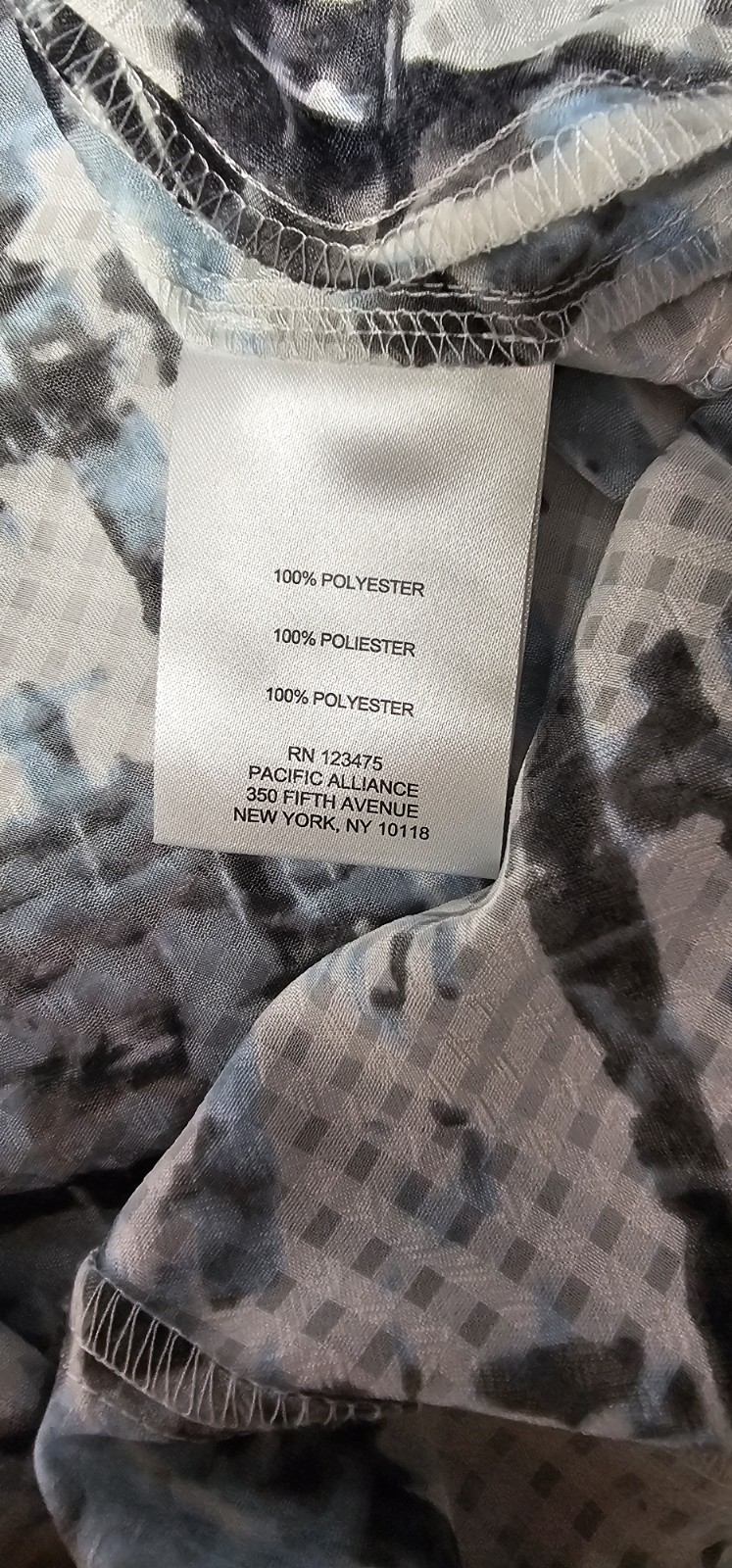 JONES NEW YORK S HIGH NECK METAL KEYHOLE CUT OUT PLEATED GEO CHECK CHIFFON TOP