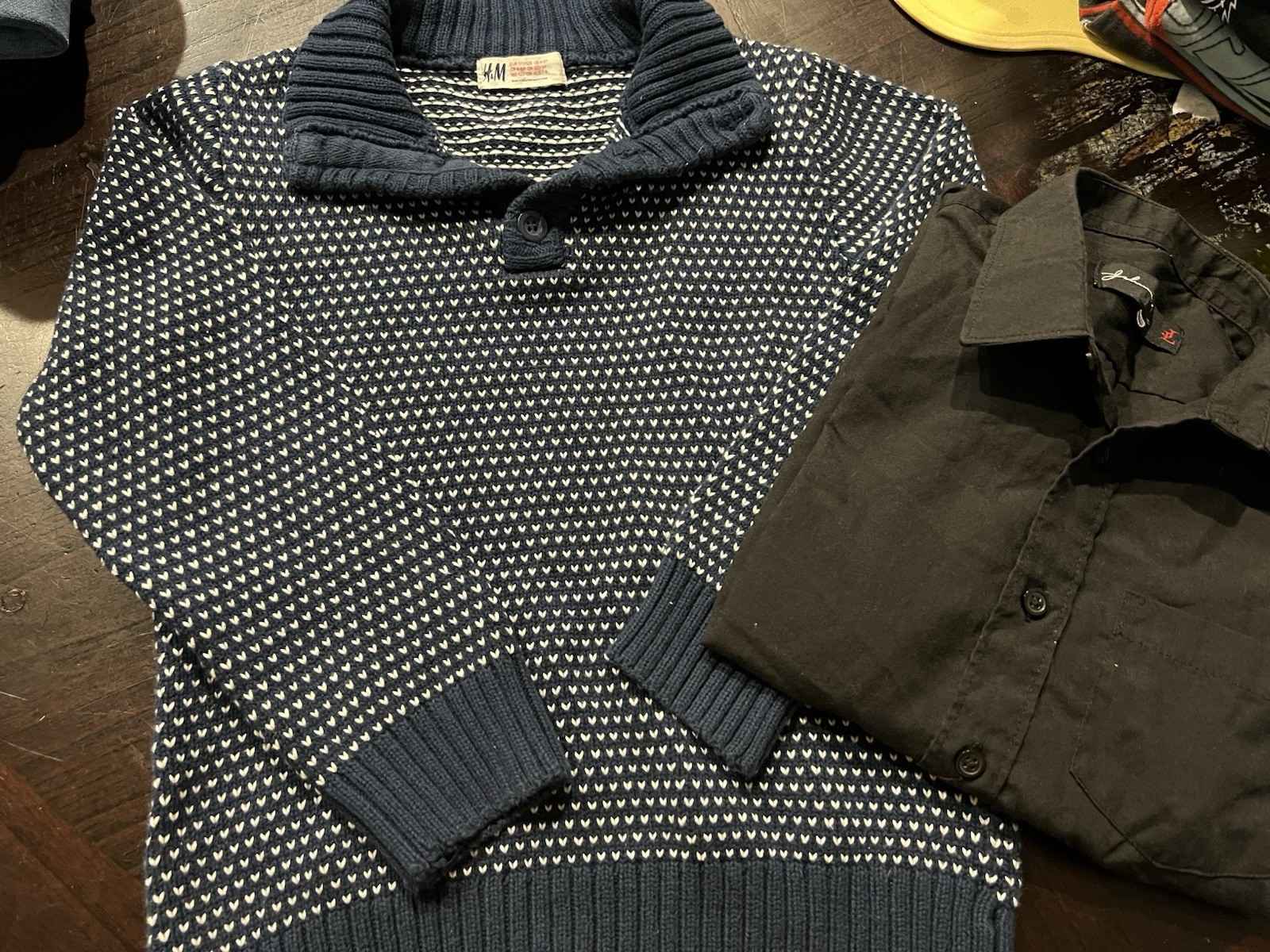 Boys navy & white knit collared sweater & black button up shirt bundle sz M 7/8