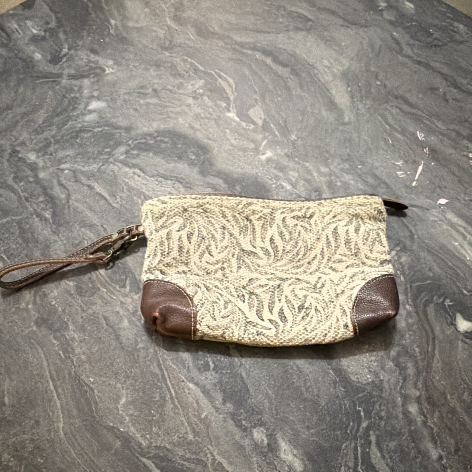 Women’s Beige & Brown Animal Print Zip Wristlet Wallet with Wrist Strap