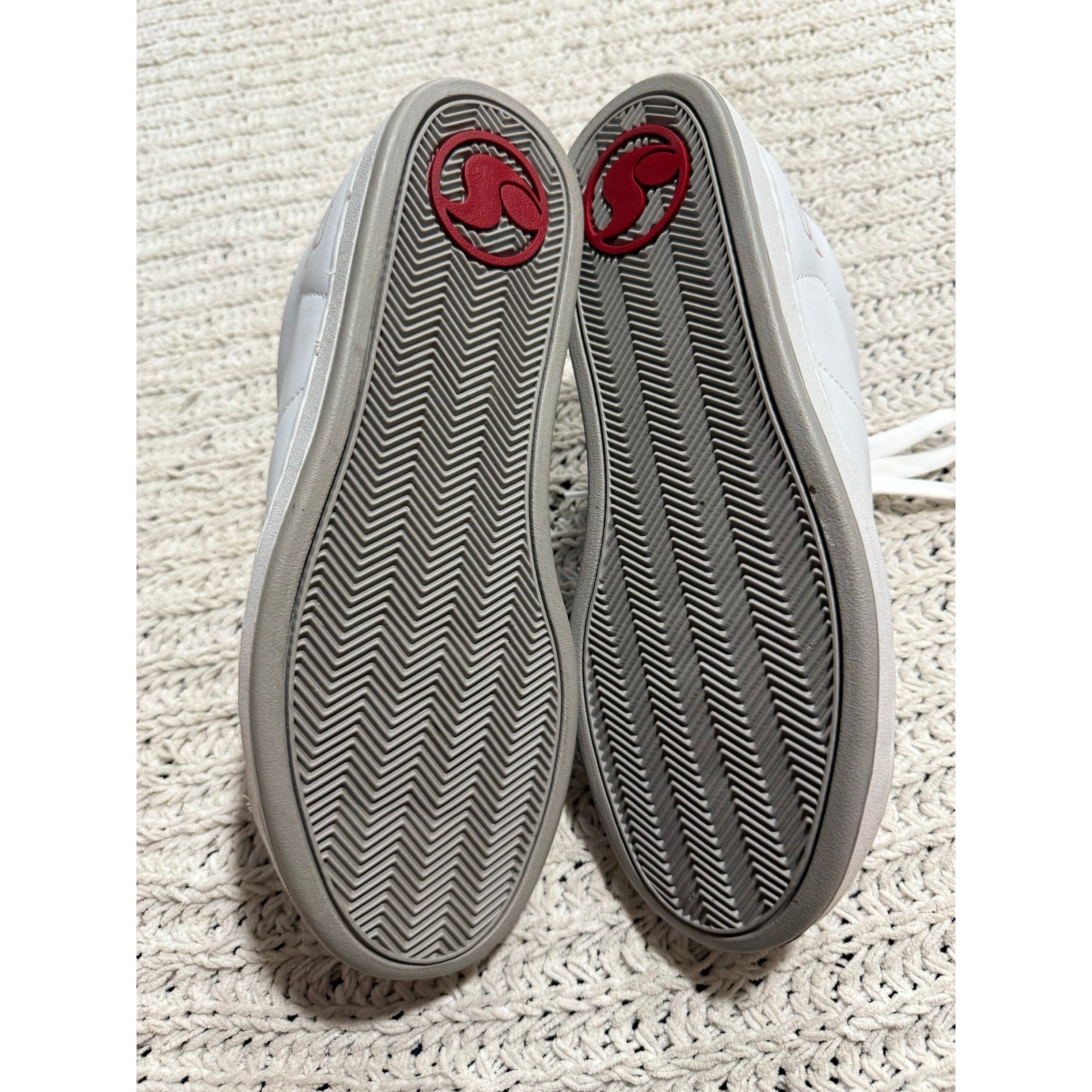 DVS Shoe Company Gavin Classic Leather Sneaker Womens 9 EU 40.5 White Trainers