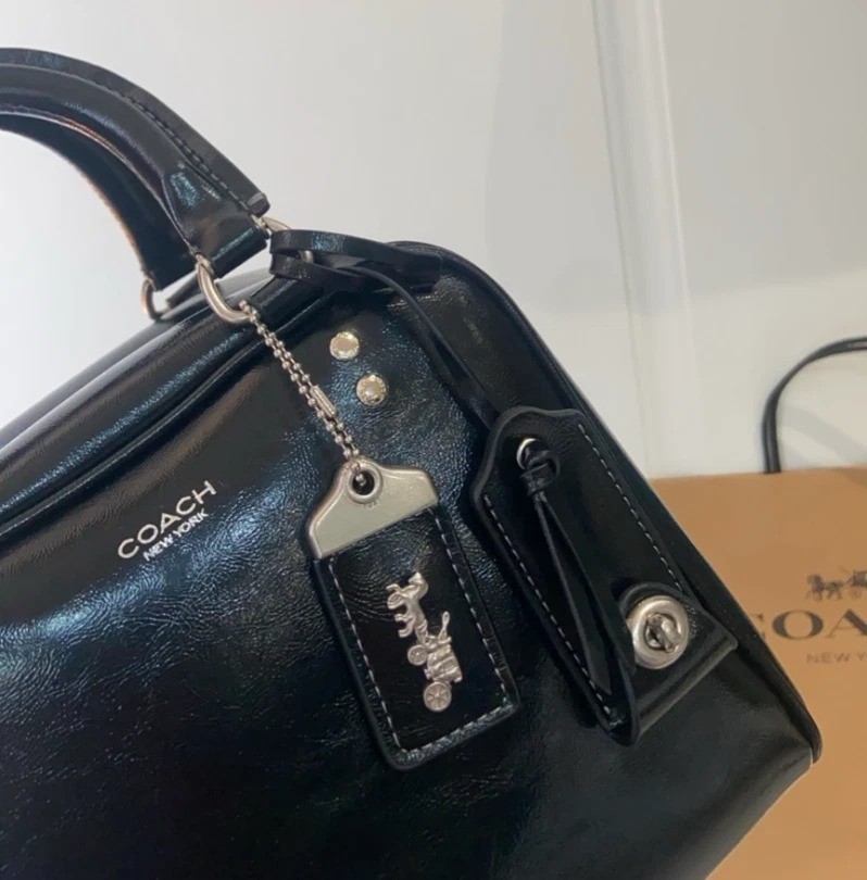 COACH Cube Rogue Bag 20 Shoulder Bag Black CBH04 Outlet NEW leather