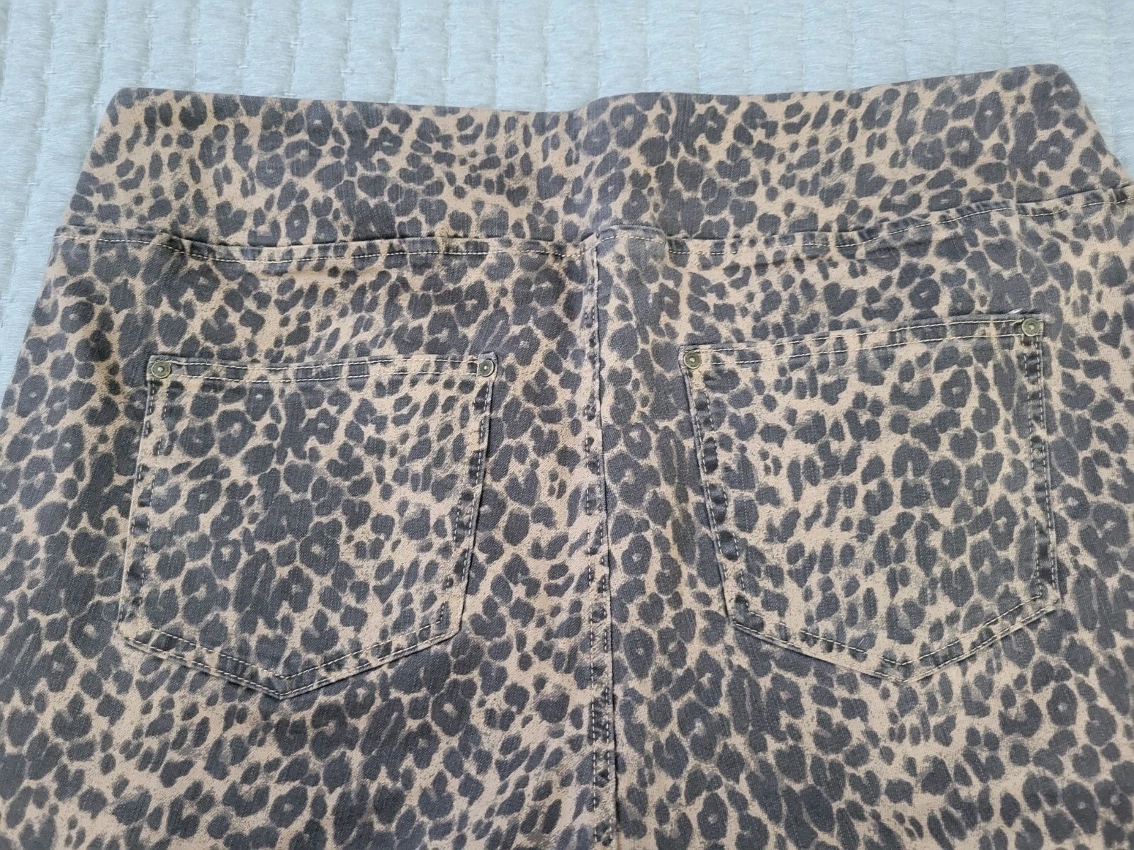 Belle Kim Gravel Size Petite 16 Leopard Twill Boot Cut Jean A696718 NWOT