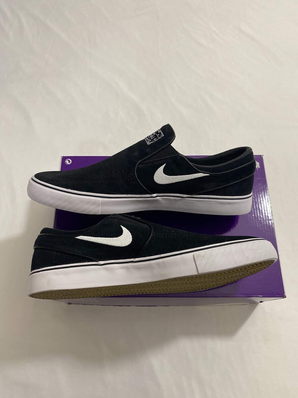 New Mens Size 11.5 Black White Nike SB Janoski+ Slip Skate Shoes FN5893 001