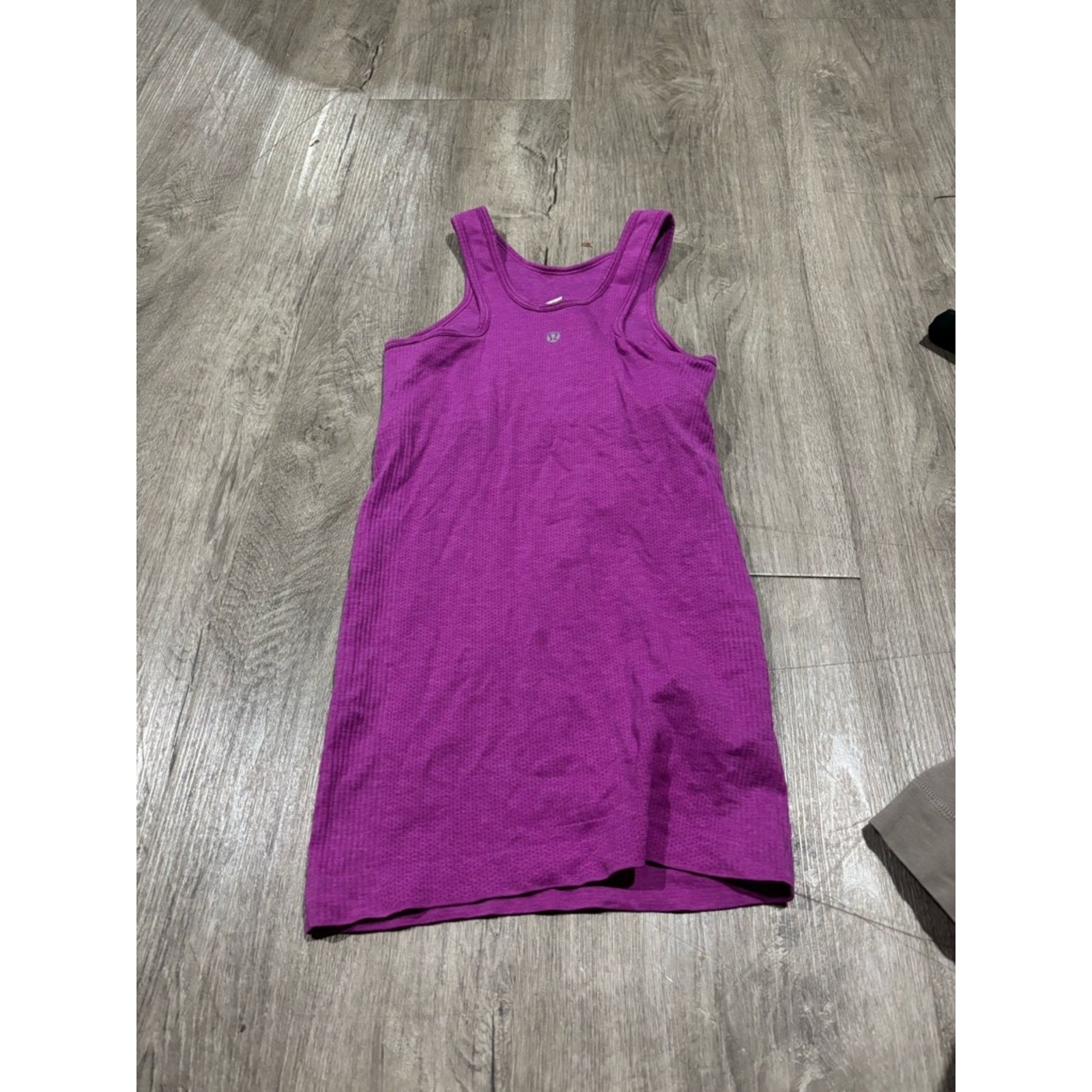 Lululemon Seamlessly Covered Tank in Heathered Ultra Violet Size 4