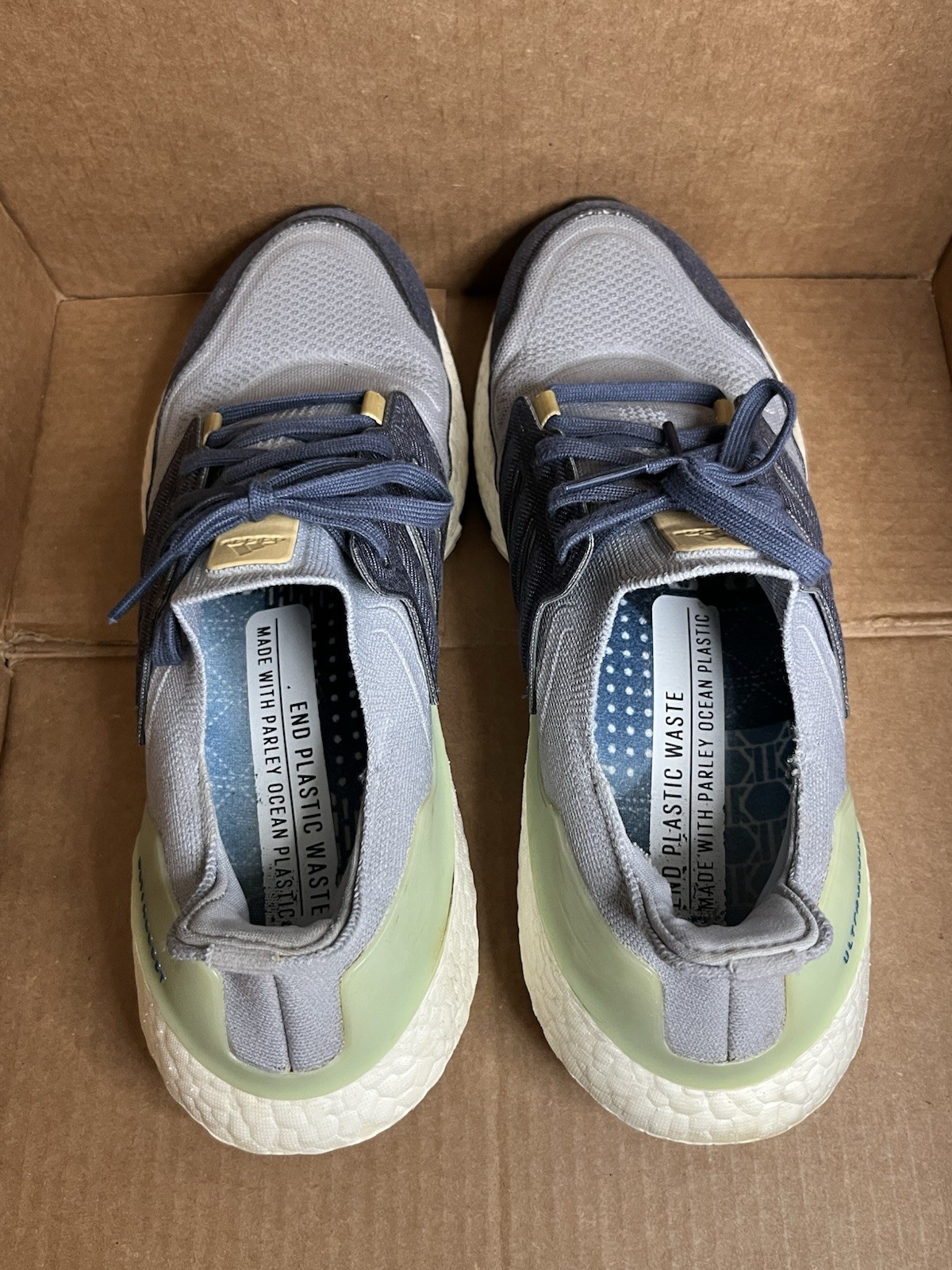 Adidas UltraBoost 22 Halo Silver/Shadow Navy/Linen Green GX9158 Men Size 9.5