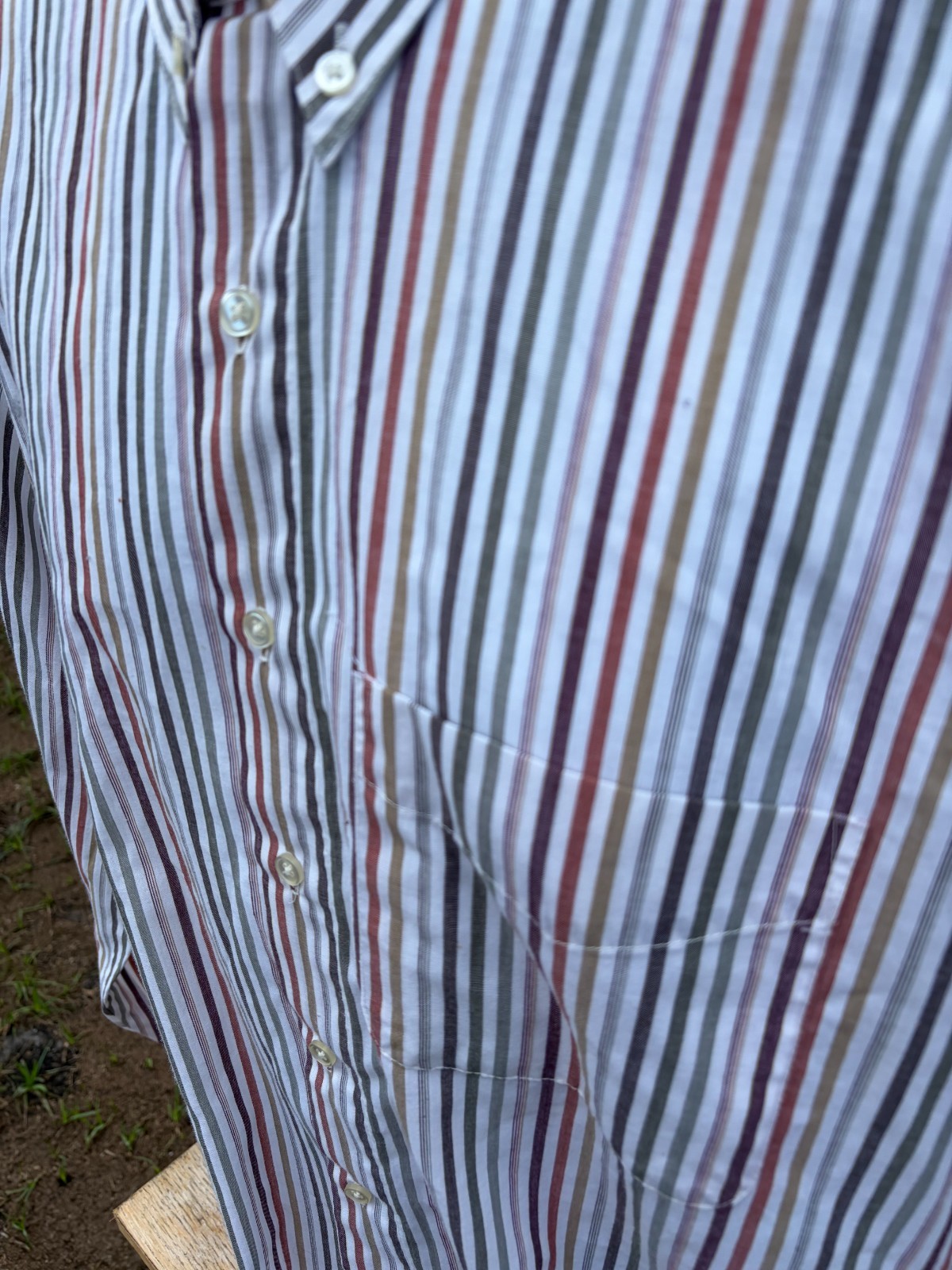 Van Heusen Men’s Large 16-16 1/2 Long Sleeve Striped Wrinkle Free Shirt