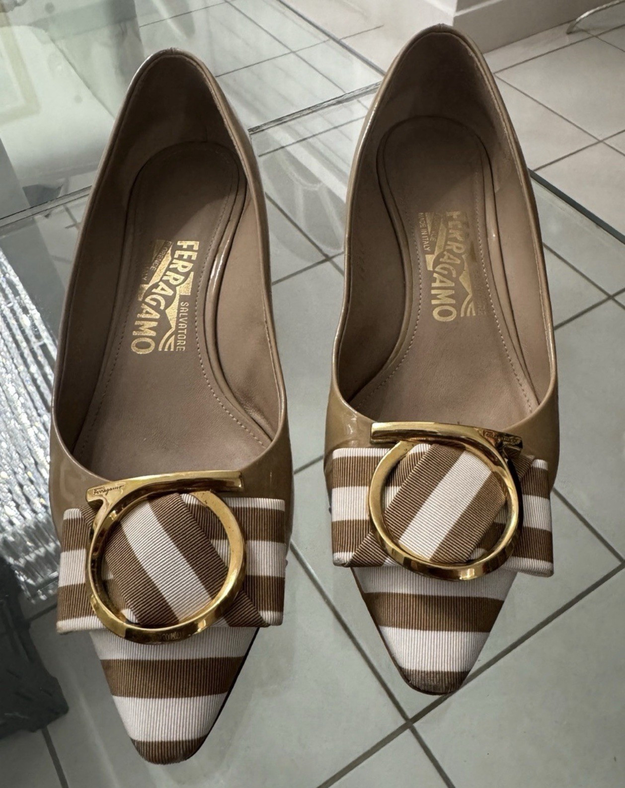 Salvatore Ferragamo Beige/White Striped Bow Pointed Toe Pump 7
