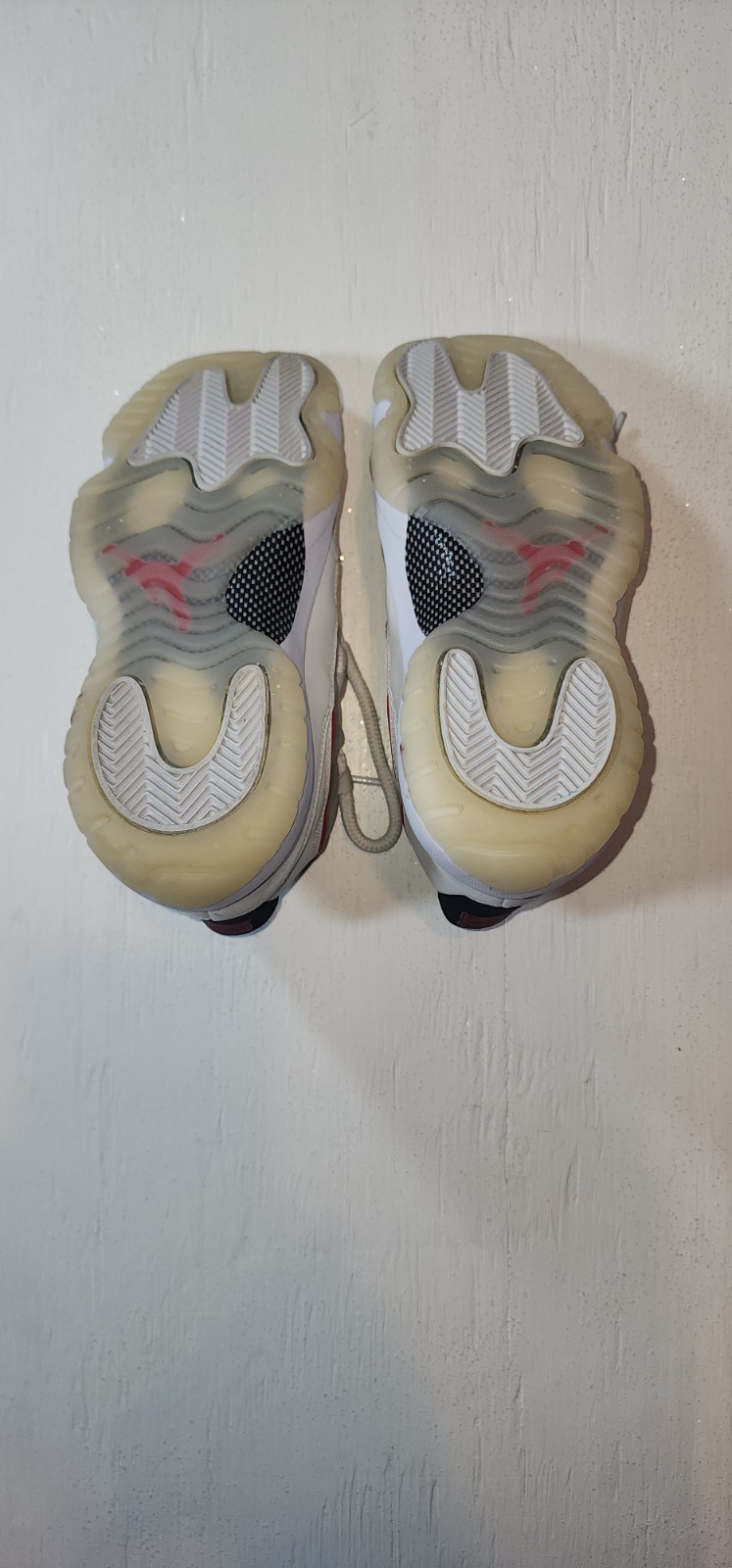 Jordan 11 Oatmeal Unisex Kids 4.5Y