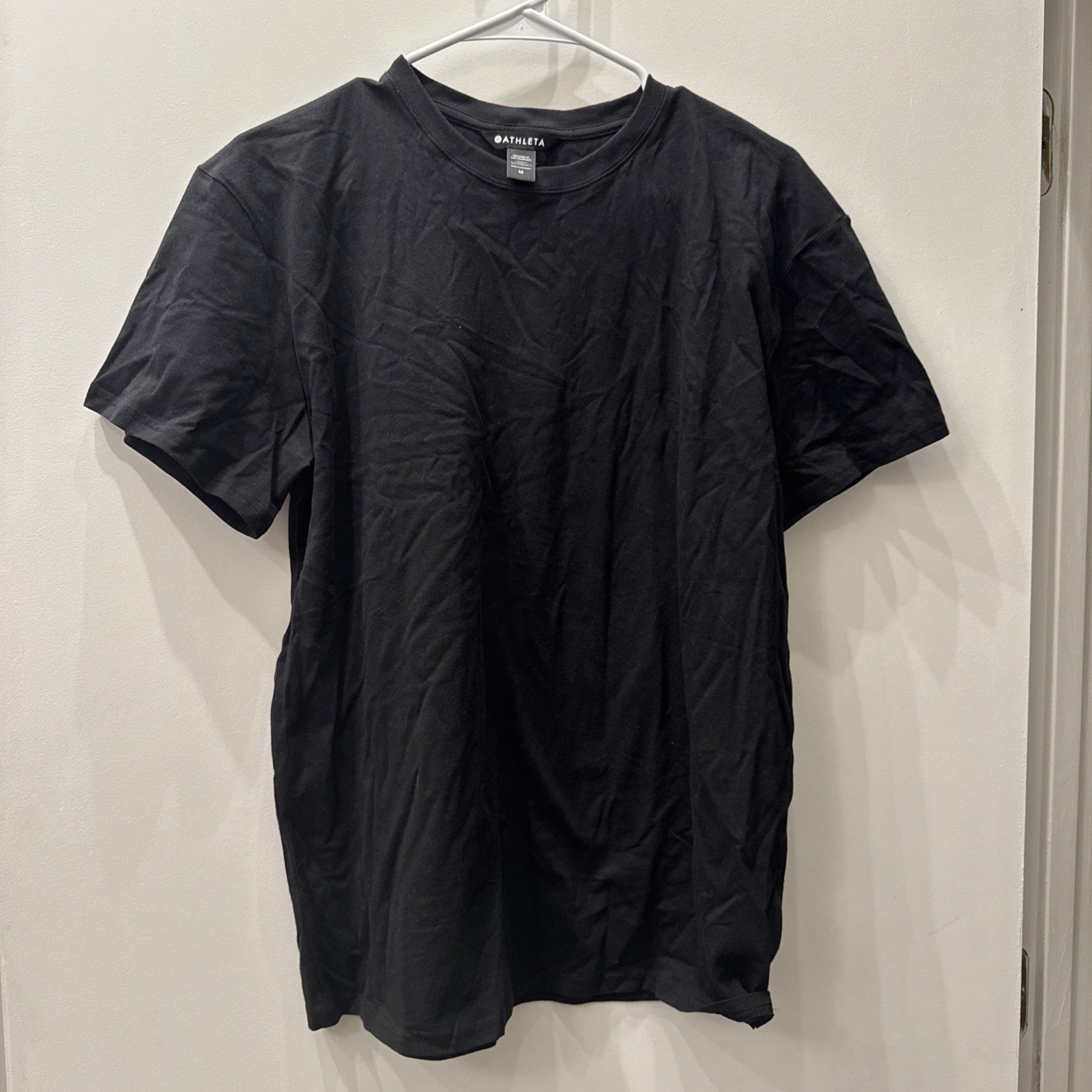CUTE! Athleta Women’s MED Black Tee Shirt Short Sleeve