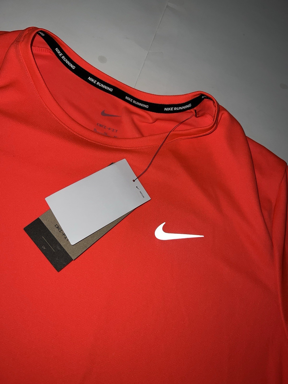 Nike Men’s Dri Fit Miler-Training Running Shirt DV9315-635 Crimson Men’s S-2XL