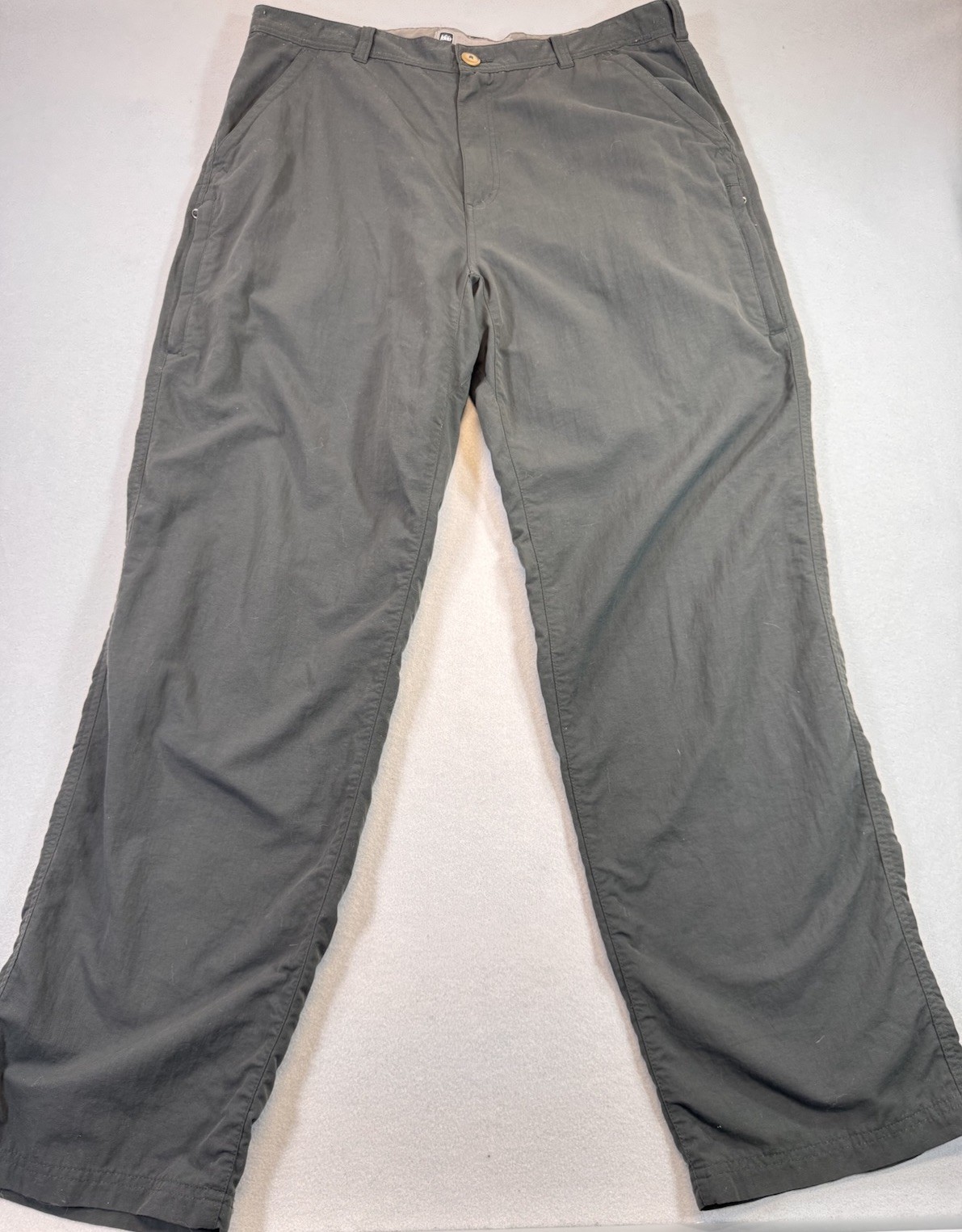 REI Sahara Men’s Gray Chino Pants 38W Straight Leg Canvas Cotton Pockets